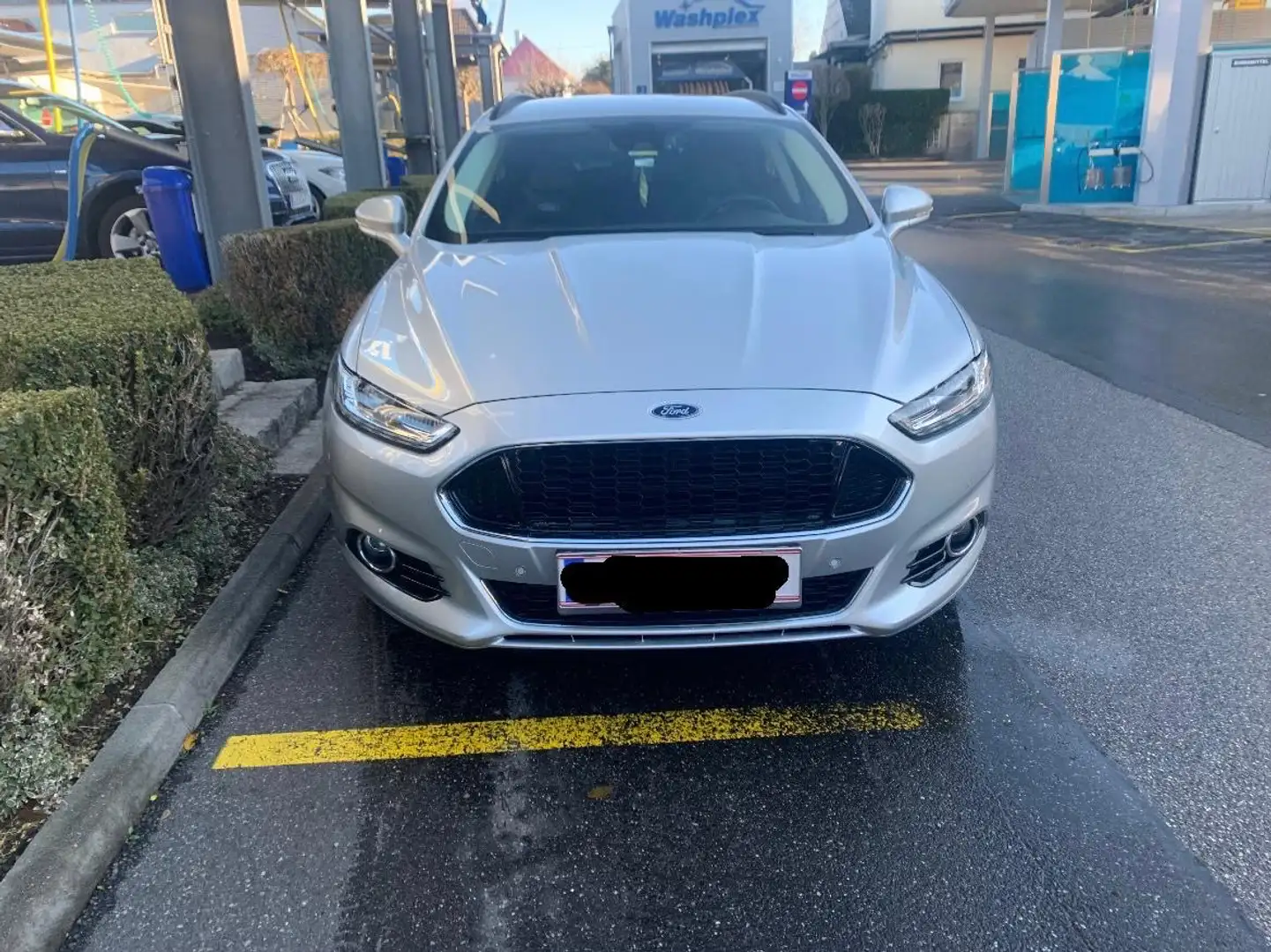 Ford Mondeo Mondeo Traveller ST-LINE 2,0 TDCi PowerShift Aut. ST-LINE Silber - 1