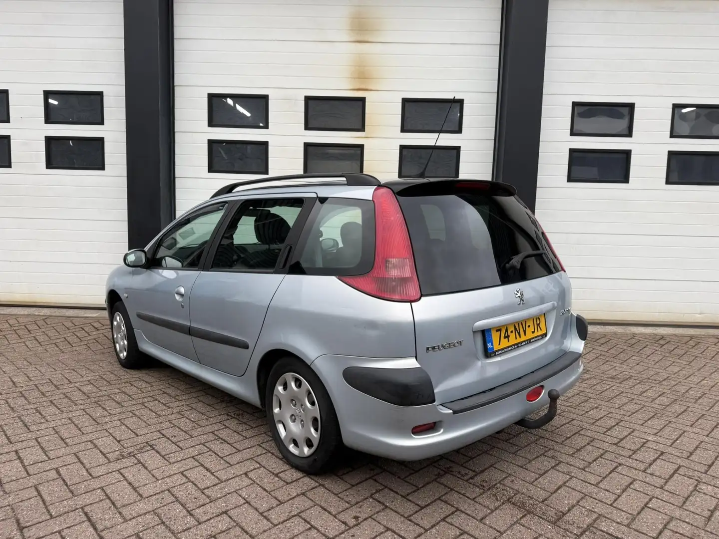 Peugeot 206 SW 1.4 X-line Grau - 2