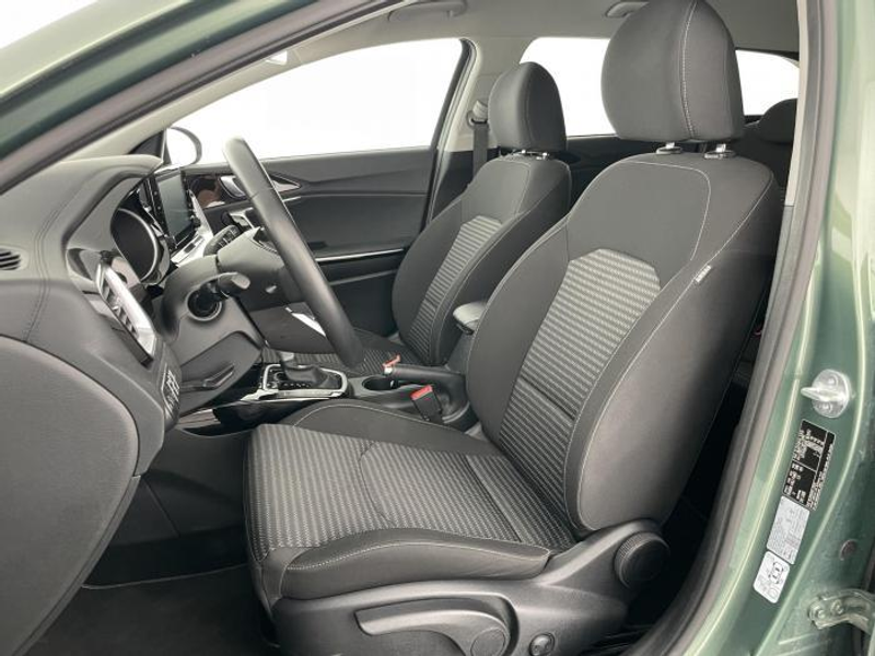 Kia Ceed SW / cee'd SW Sportswagon Gold (Gold) 1.5 T-GDI 118kW (160 PS... — photo 12