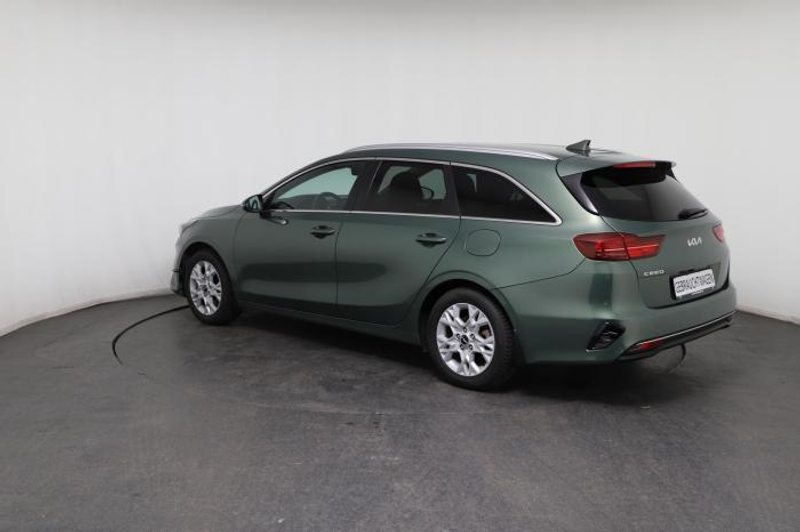 Kia Ceed SW / cee'd SW Sportswagon Gold (Gold) 1.5 T-GDI 118kW (160 PS... — photo 5
