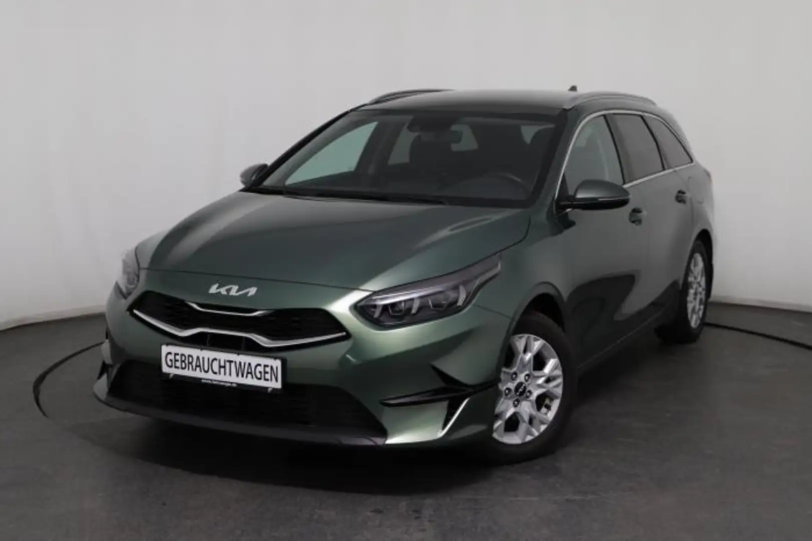Kia Ceed SW / cee'd SW Sportswagon Gold (Gold) 1.5 T-GDI 118kW (160 PS... Grün - 1