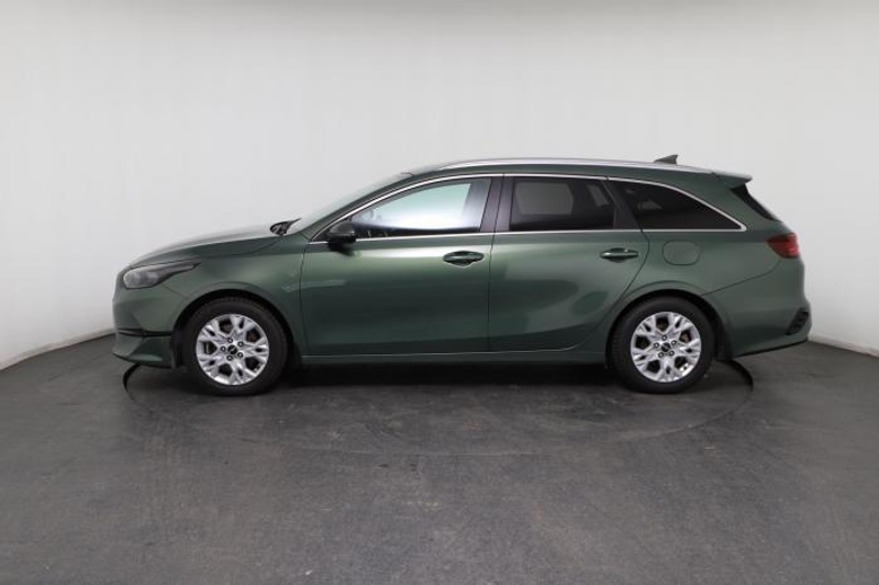 Kia Ceed SW / cee'd SW Sportswagon Gold (Gold) 1.5 T-GDI 118kW (160 PS... — photo 4