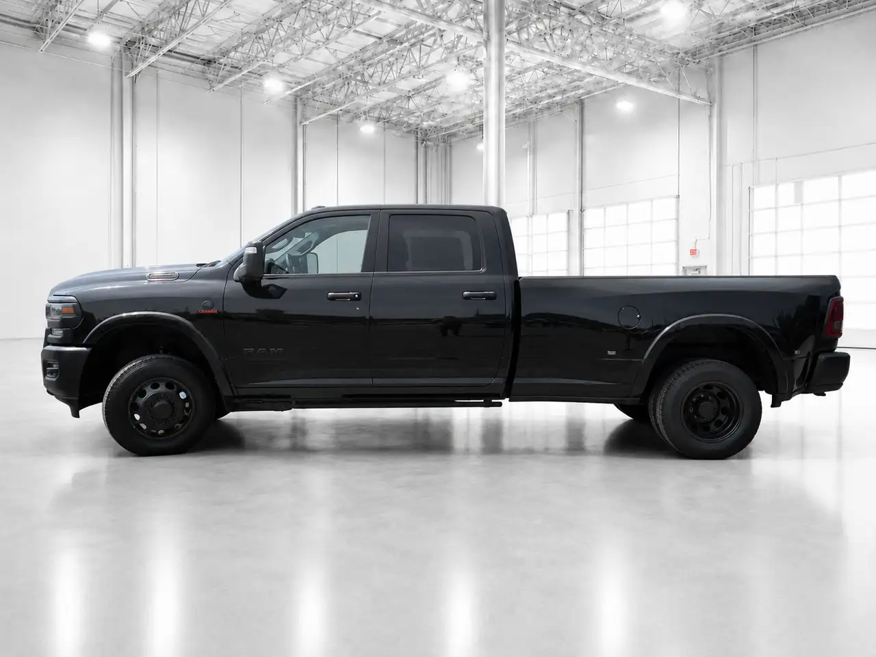 RAM 3500 снимка RAM 3500