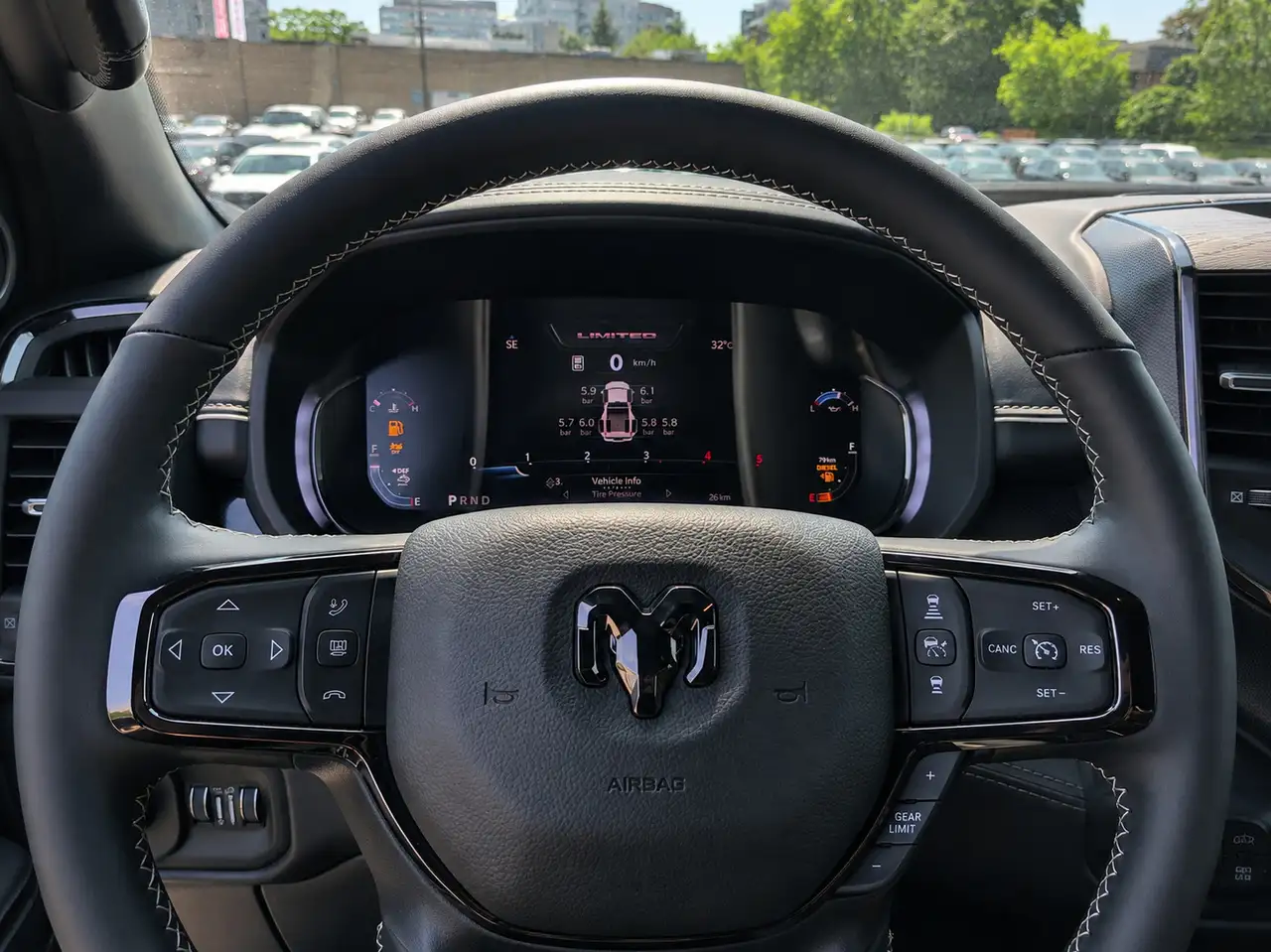 RAM 3500 снимка RAM 3500