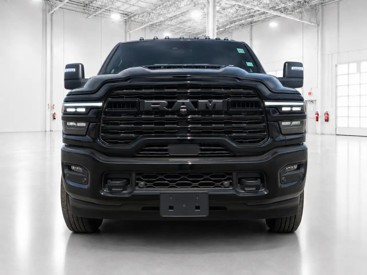 RAM 3500 снимка RAM 3500