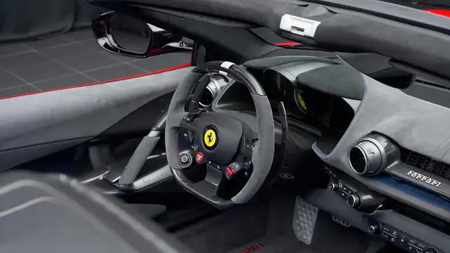 Ferrari 812 view 8