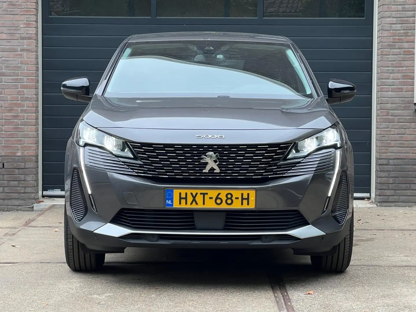 Peugeot 5008 Active Pack 130pk | Trekhaak | Carplay/AndroidAuto Grijs - 2
