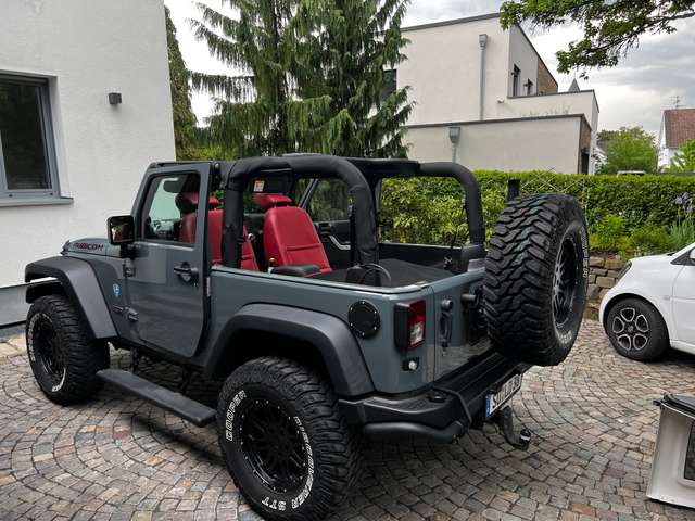 Imagine Jeep Wrangler Wrangler Hard-Top 3.6 AutomatikRubicon 10th Annive
