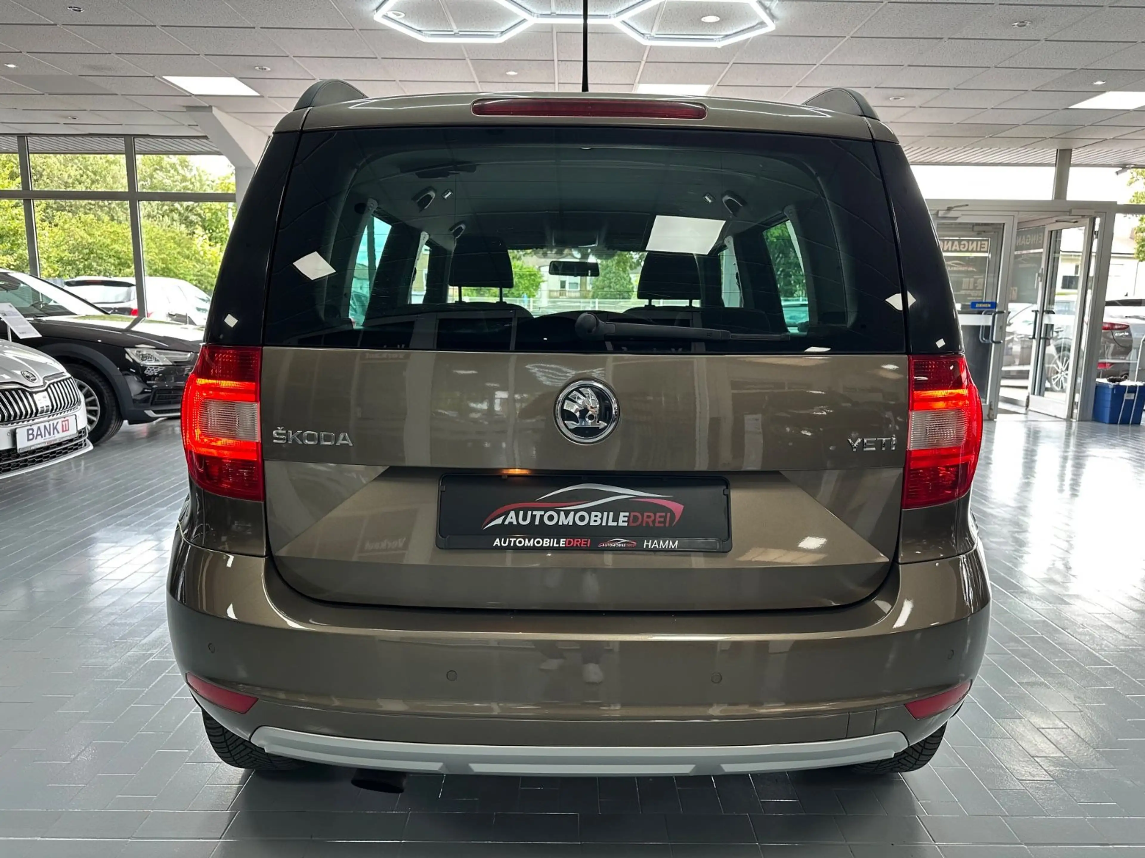 Skoda Yeti Active*Steuerkette Neu*Tüv Neu* Service Neu — photo 9