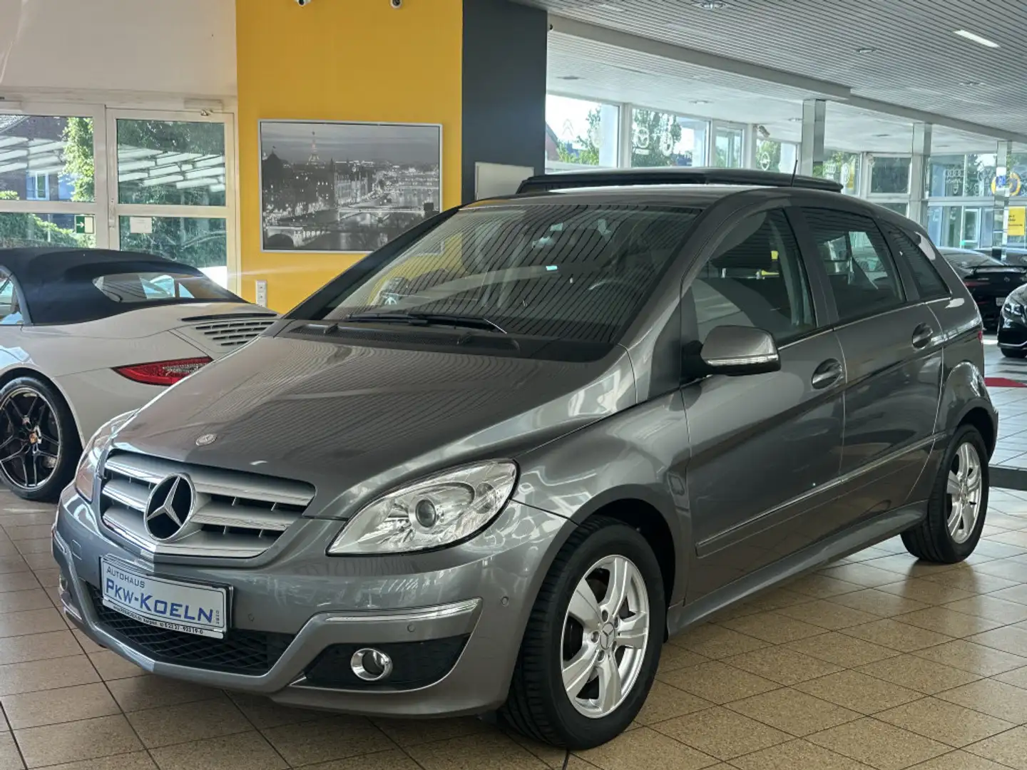 Mercedes-Benz B 180 CDI*SiTZHZG* Grau - 1