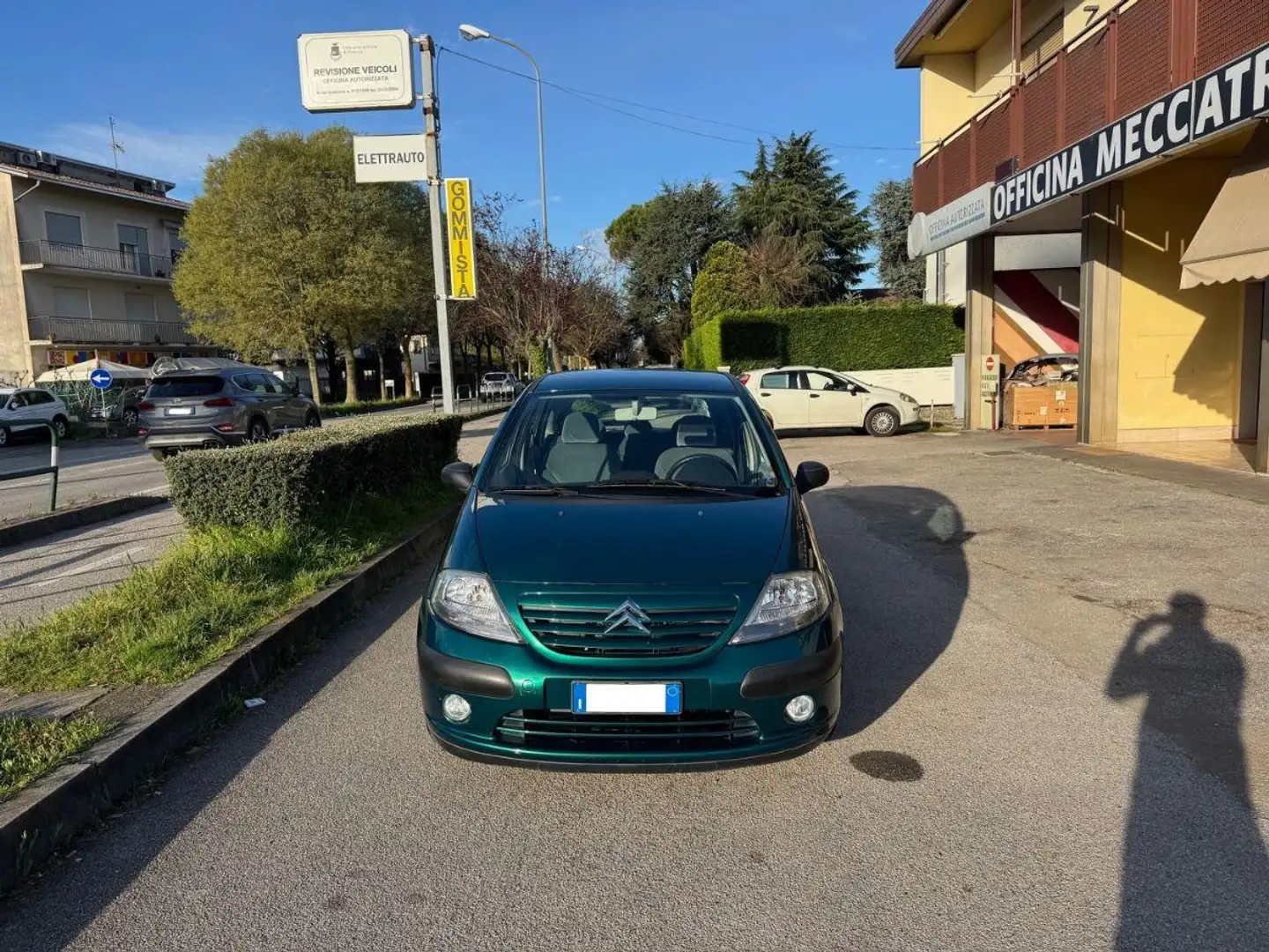 Citroen C3 1.1 Elegance NEOPATENTATI Yeşil - 2