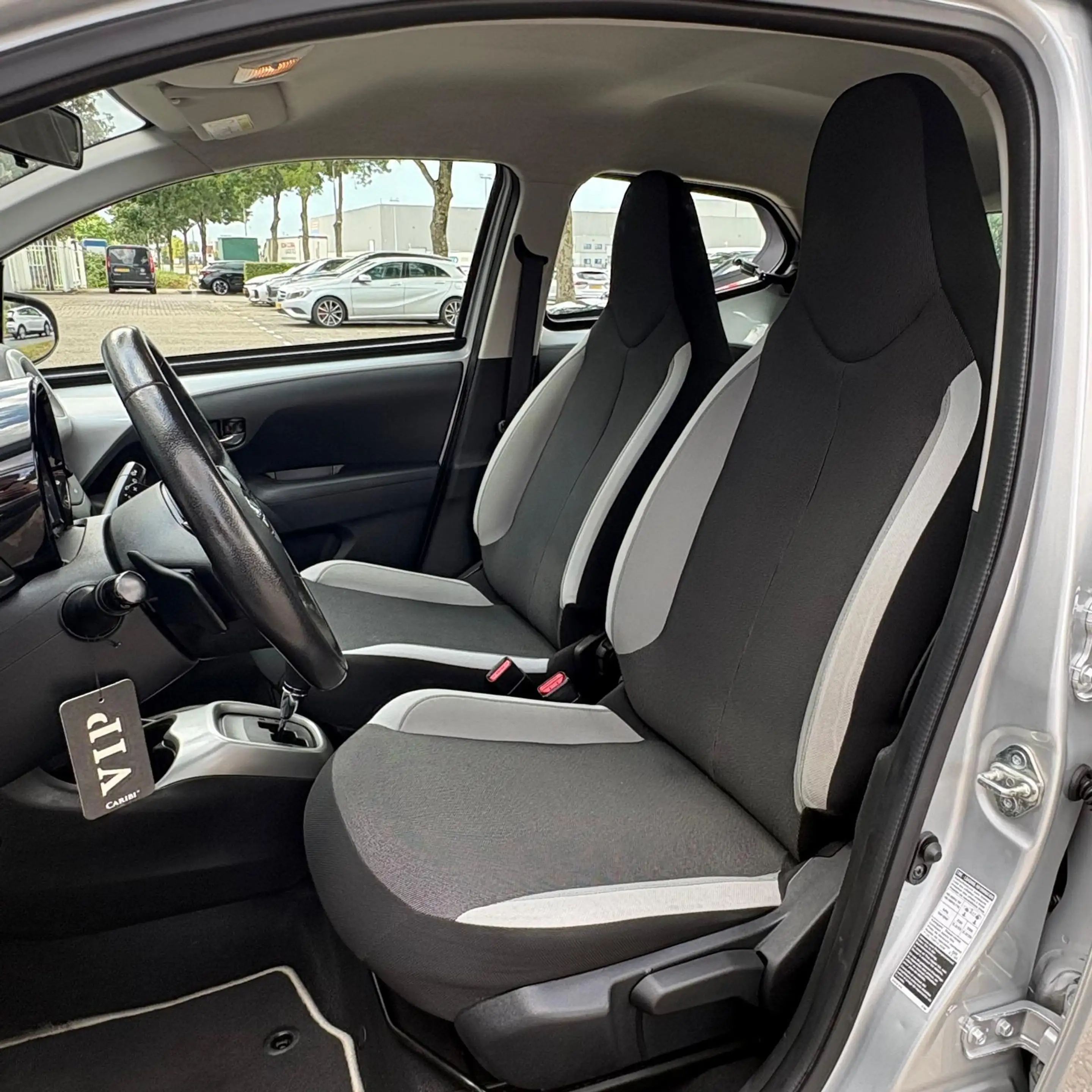 Toyota Aygo 1.0 VVT-i x-play — photo 4
