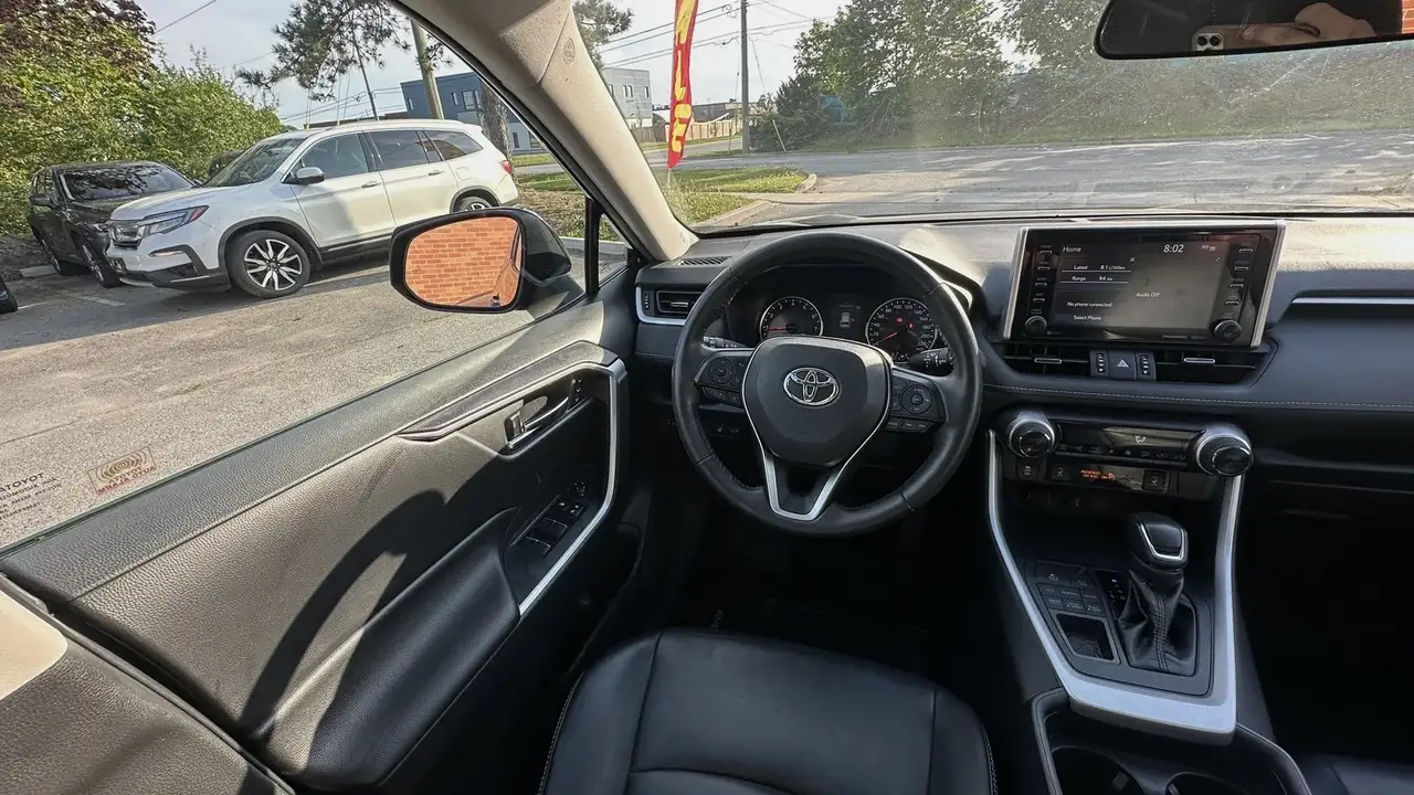 Toyota RAV 4 снимка Toyota RAV 4