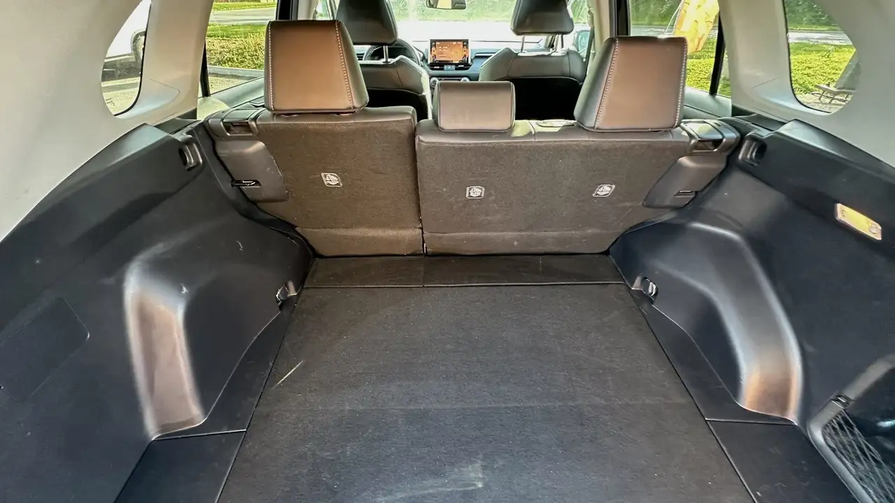 Toyota RAV 4 снимка Toyota RAV 4