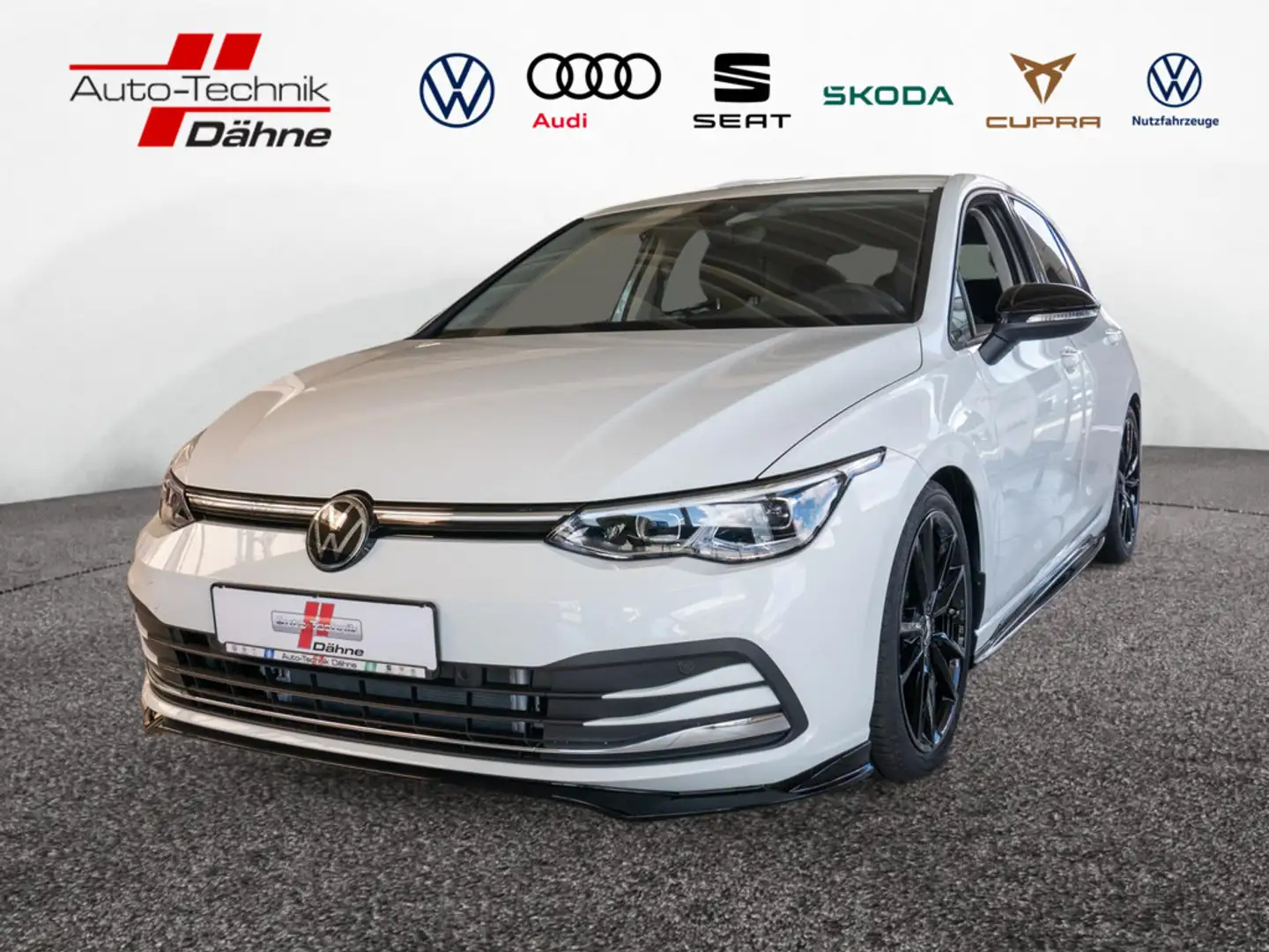 Volkswagen Golf VIII 2.0 TDI DSG Active OETTINGER Umbau Weiß - 1