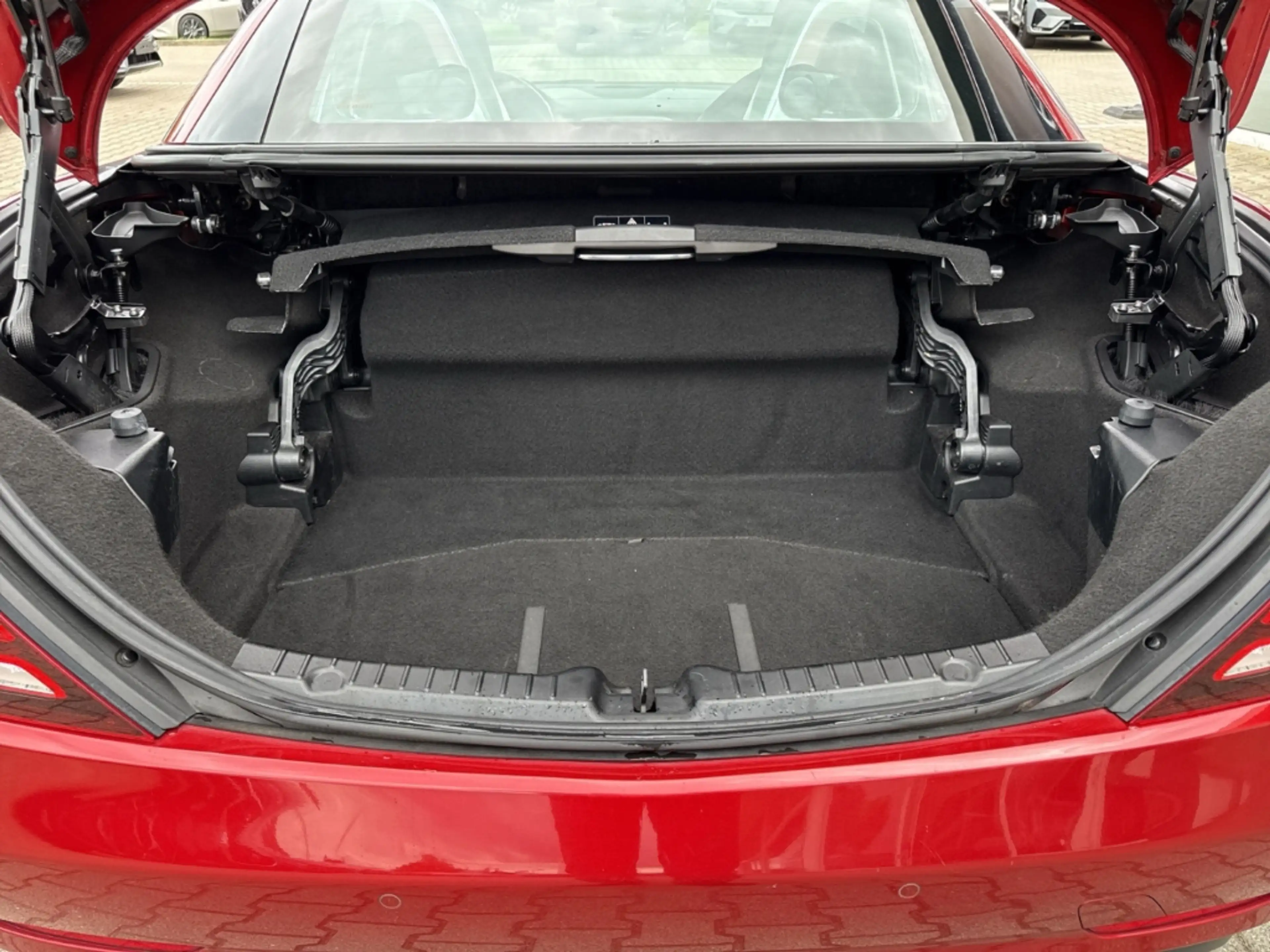 Mercedes-Benz SLC 300 Roadster AMG-Line El. Panodach Navi Leder Memory S — photo 14