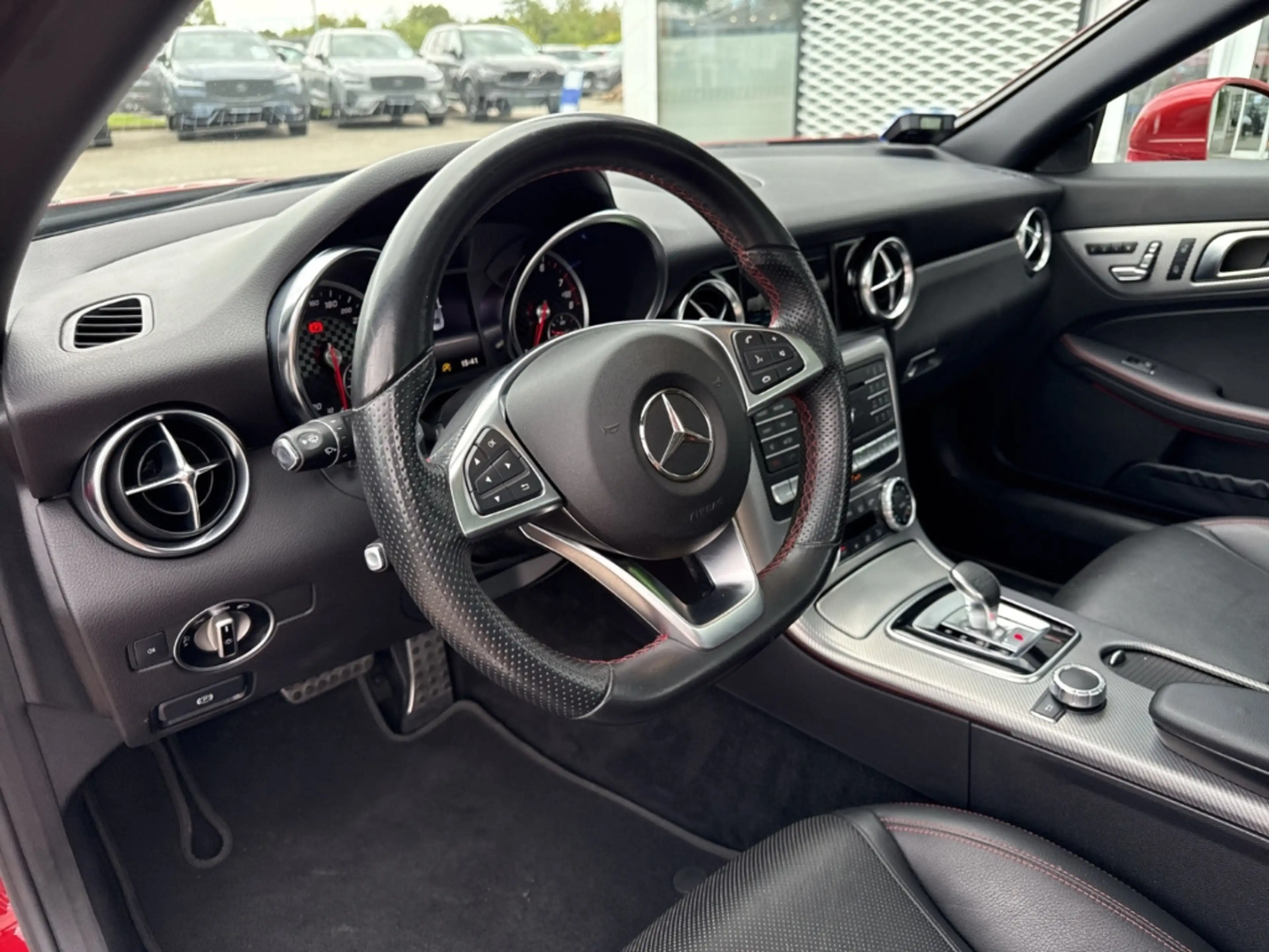 Mercedes-Benz SLC 300 Roadster AMG-Line El. Panodach Navi Leder Memory S — photo 11