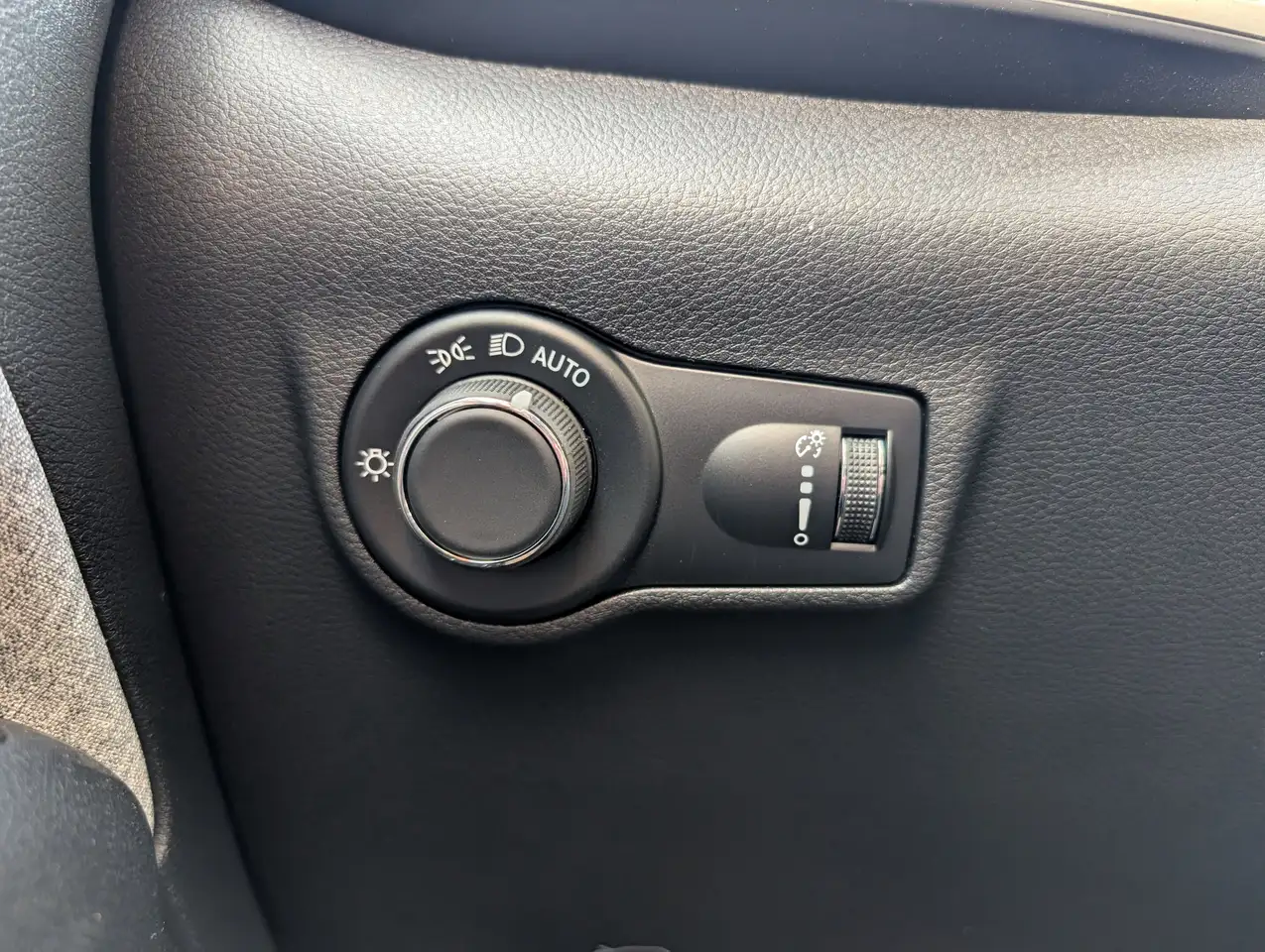 Jeep Compass photo Jeep Compass