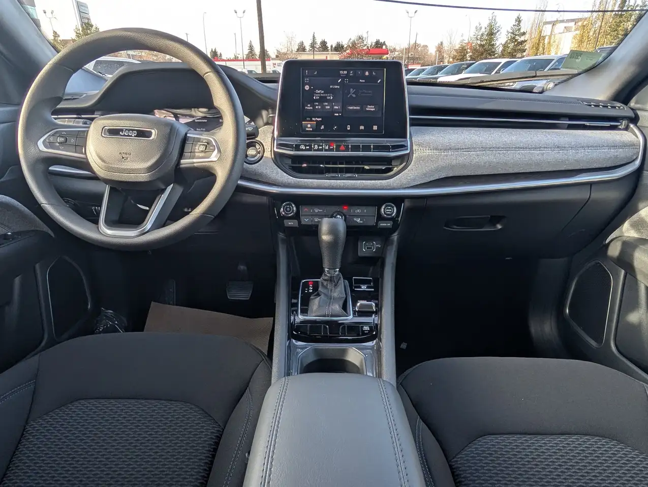Jeep Compass photo Jeep Compass