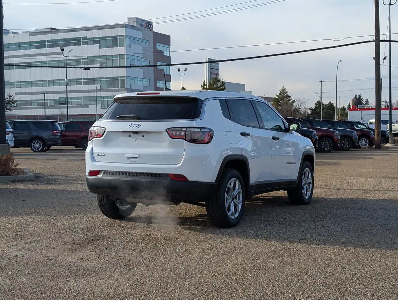 Jeep Compass photo Jeep Compass