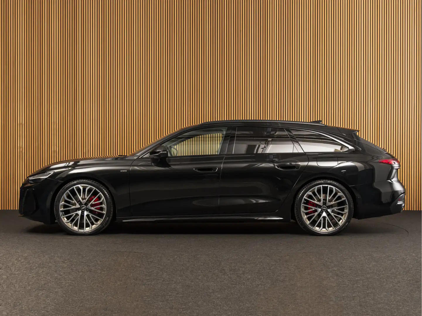 Audi A6 Avant 2.0 e-hybrid quattro S edition TECH PRO | B& Noir - 2