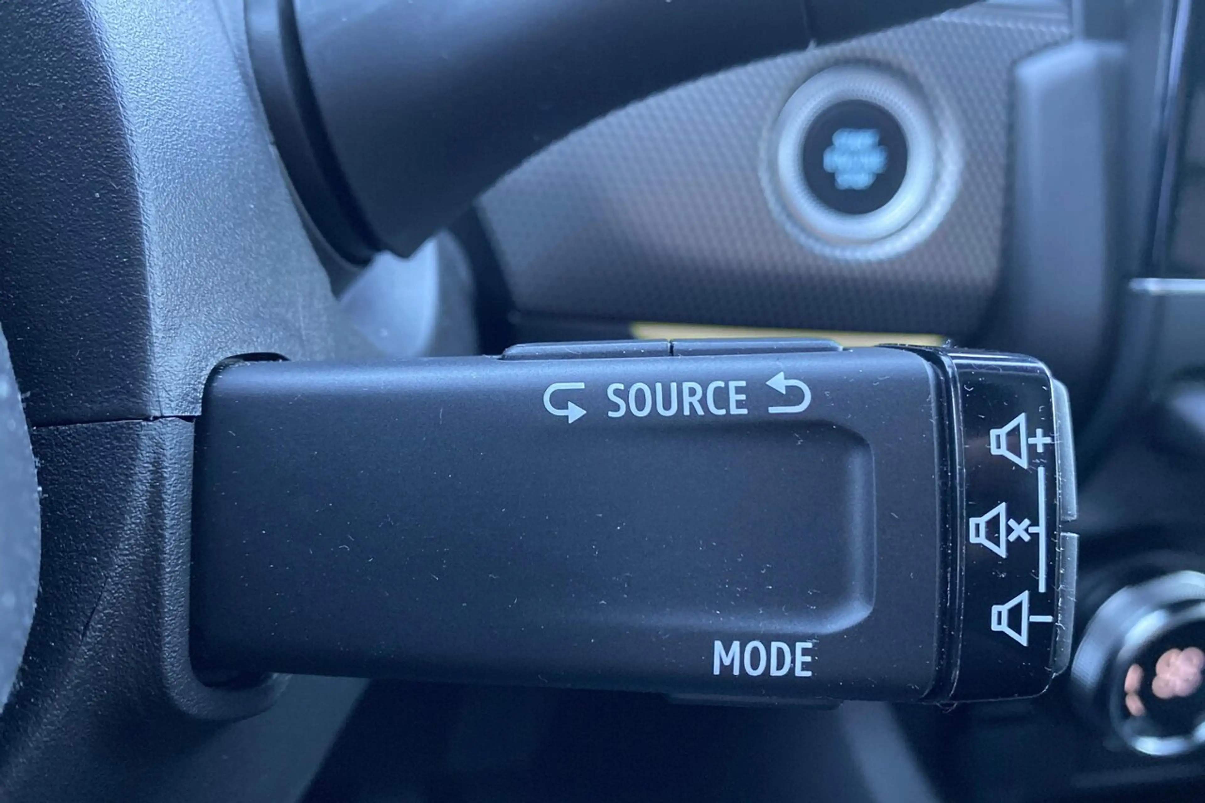 Renault Arkana Techno E-Tech full hybrid 145 360° camera - pdc... — photo 22