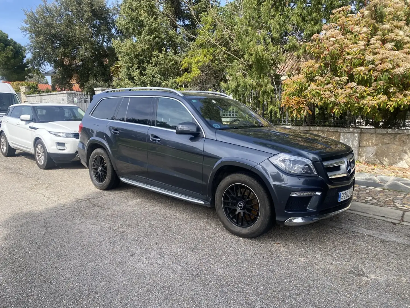 Mercedes-Benz GLS 350 350d 4Matic Aut. Gris - 1