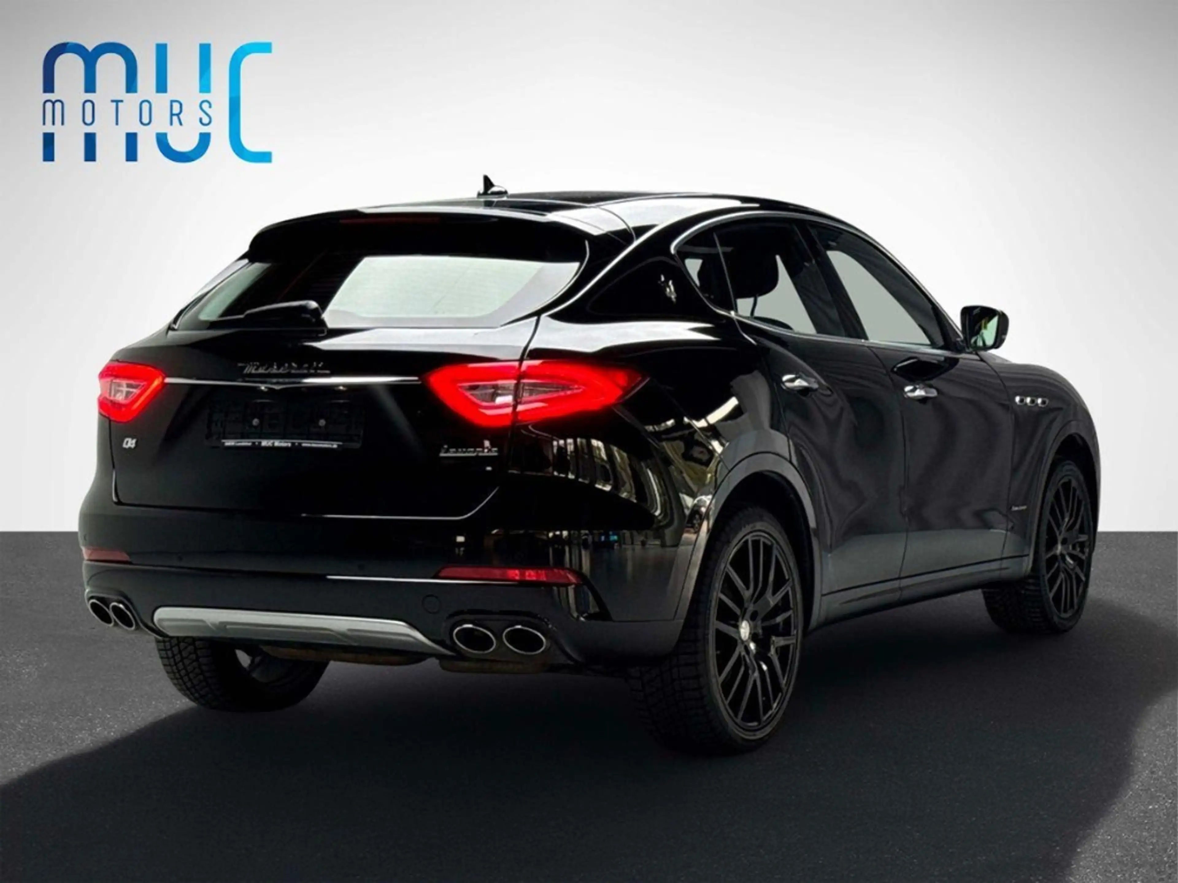Maserati Levante Gran Lusso Q4 Panorama Leder Schwarz — photo 4