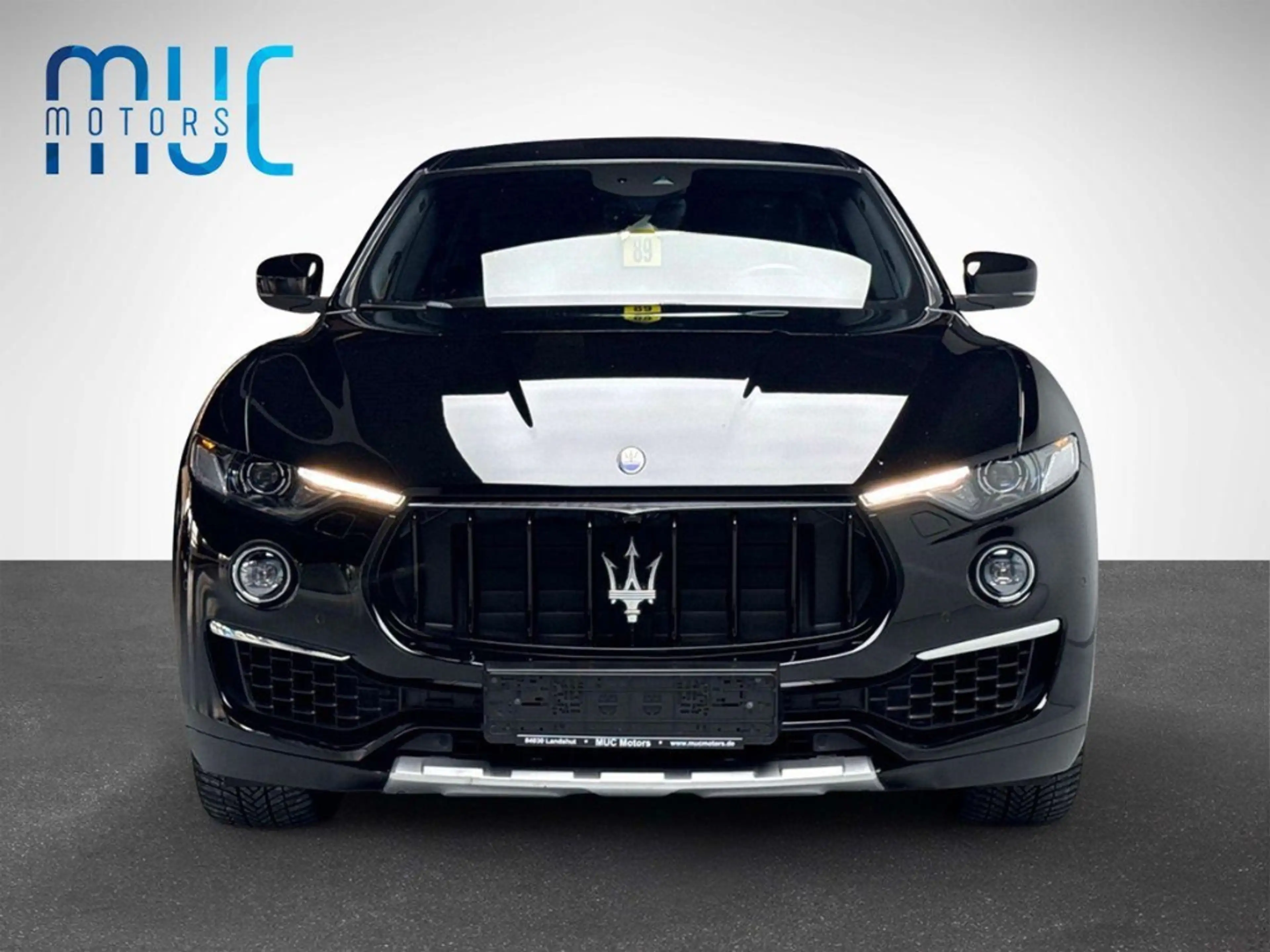 Maserati Levante Gran Lusso Q4 Panorama Leder Schwarz — photo 2