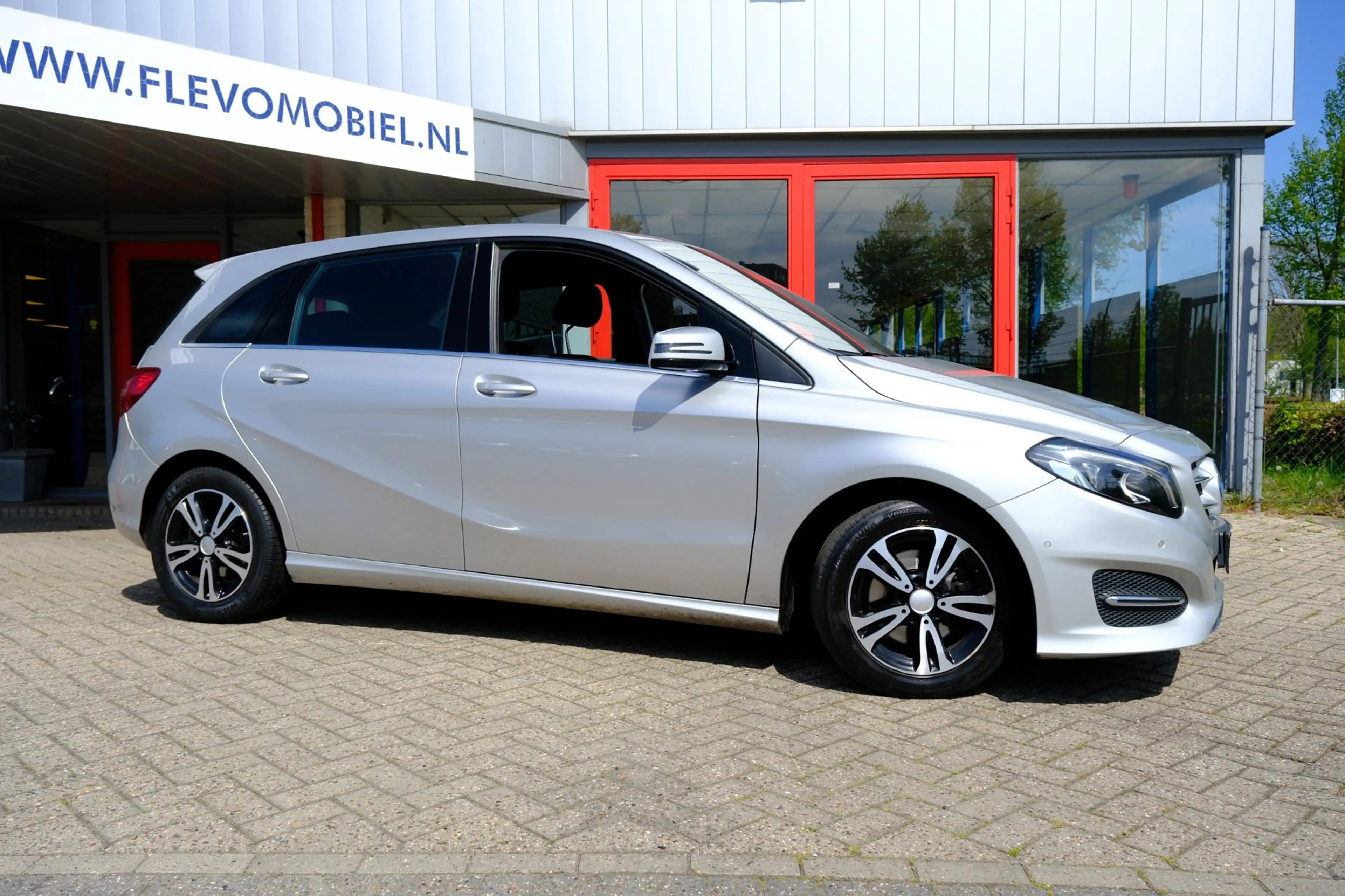 Mercedes-Benz B 160 Prestige Navi|Clima|Cam|LED|LMV — photo 4