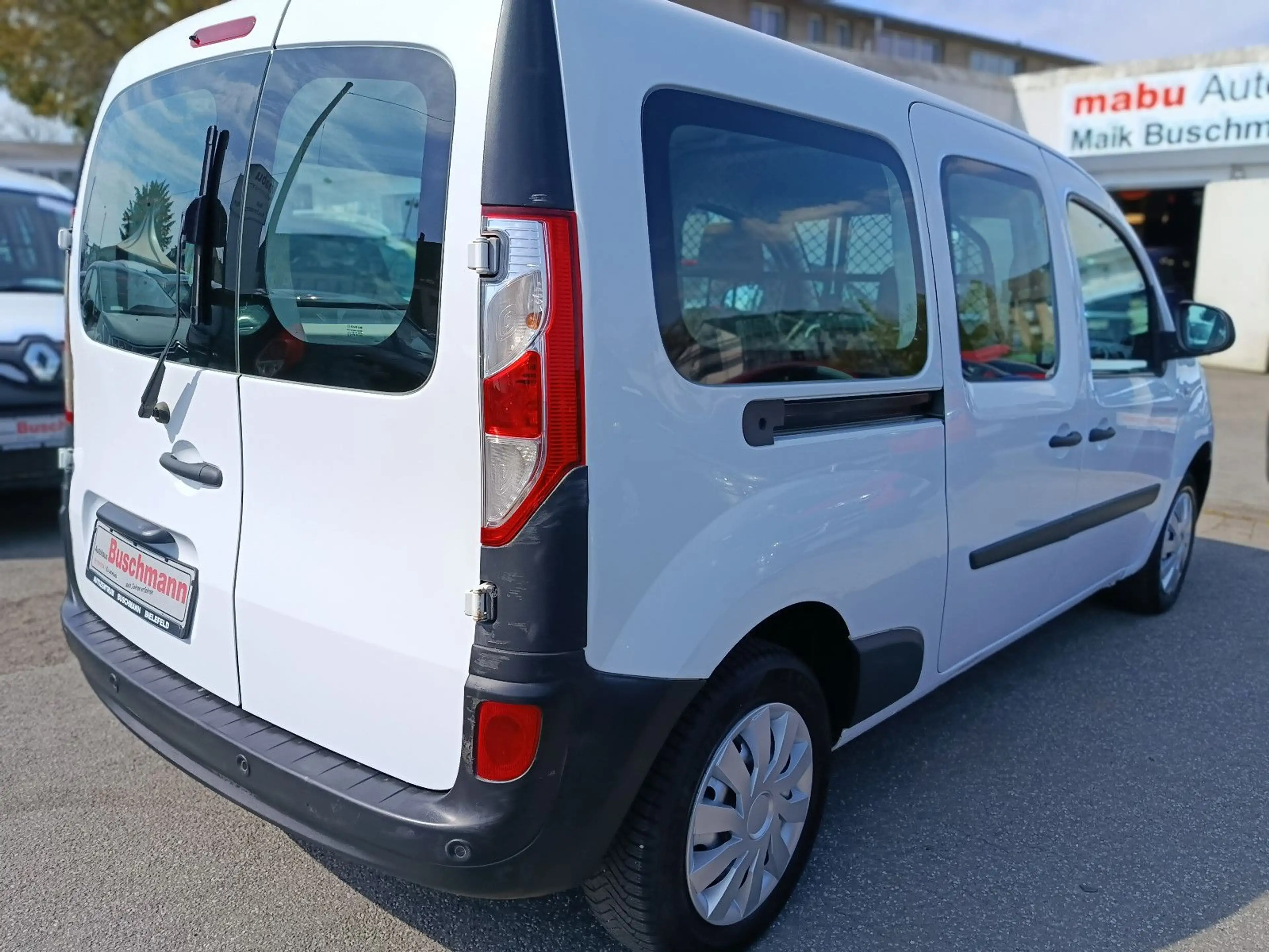 Renault Kangoo Rapid MAXI 2xSchiebetür - HU+AU NEU — photo 6