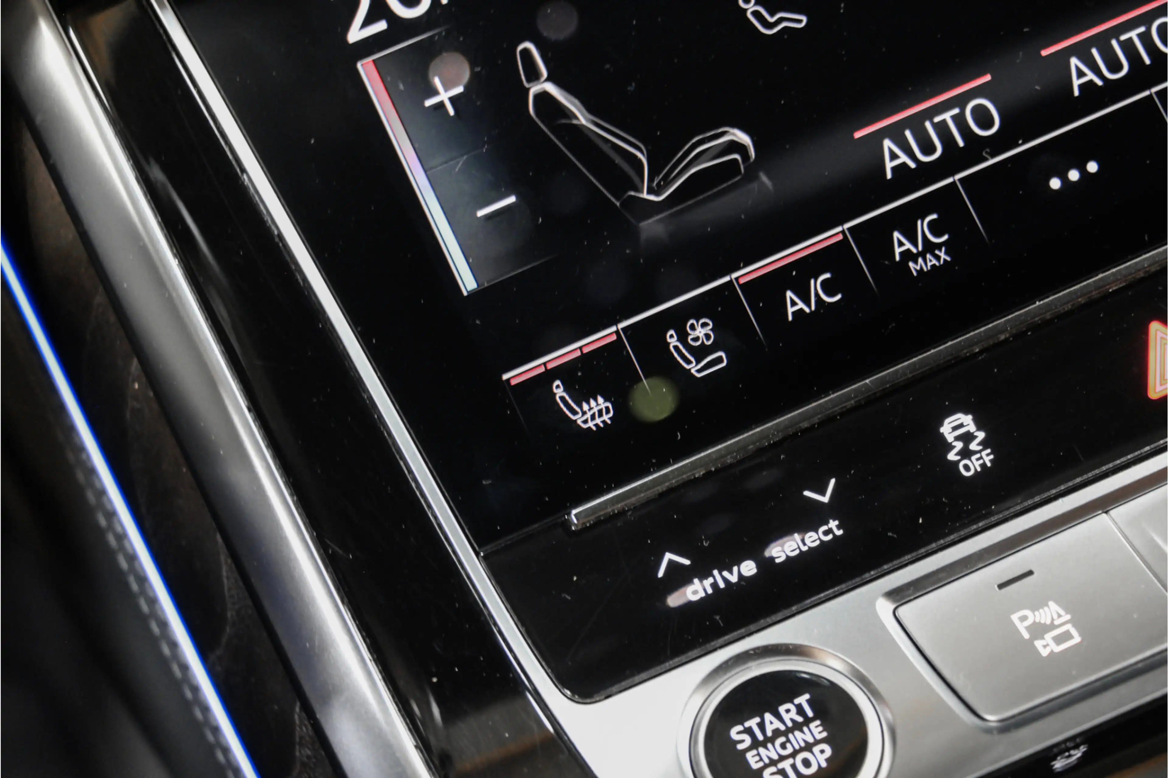 Audi Q8 55 TFSIe QUATTRO S Edtion PL+ |Pano|Massage|Sfeer| — photo 38