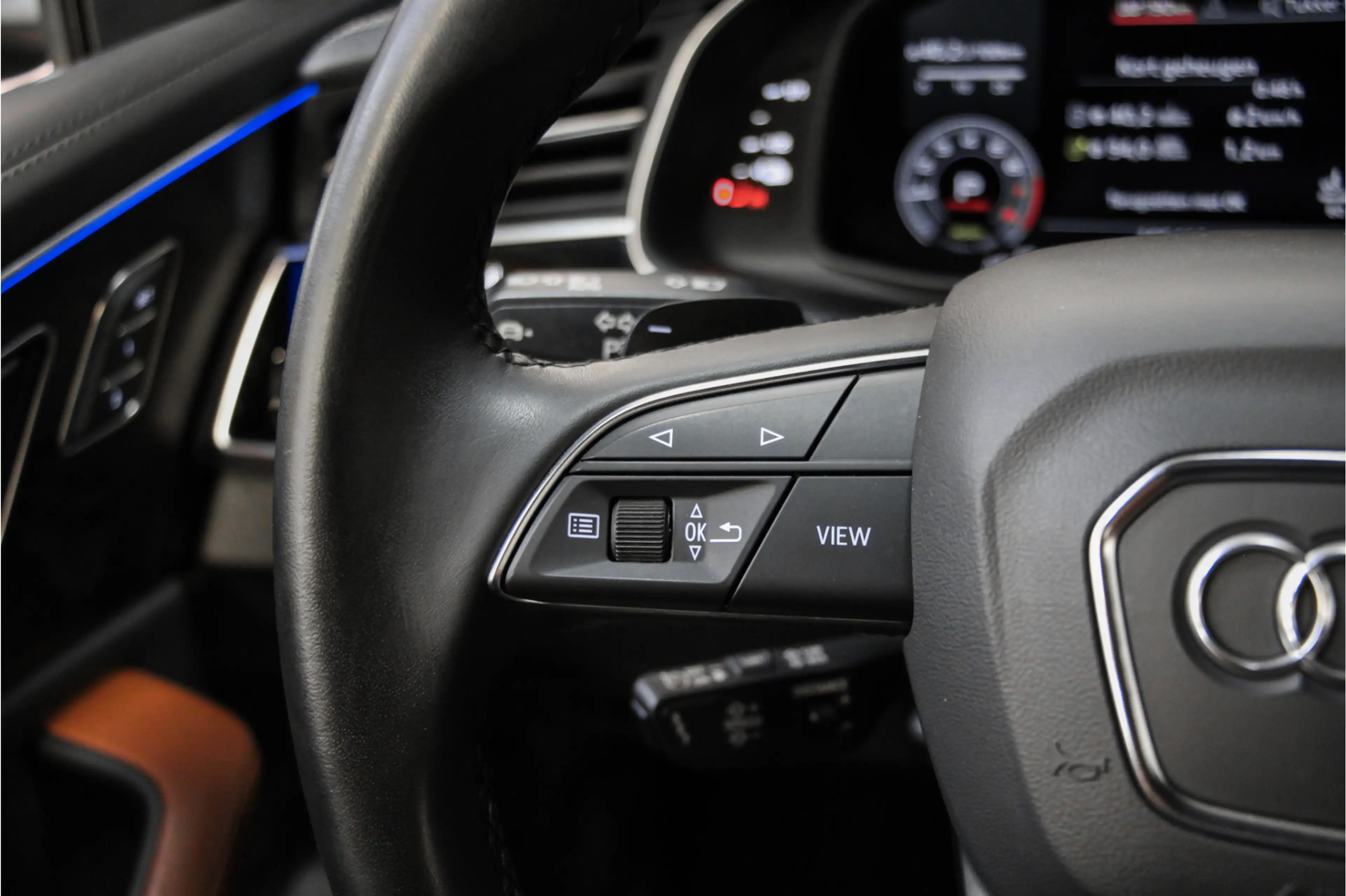 Audi Q8 55 TFSIe QUATTRO S Edtion PL+ |Pano|Massage|Sfeer| — photo 23