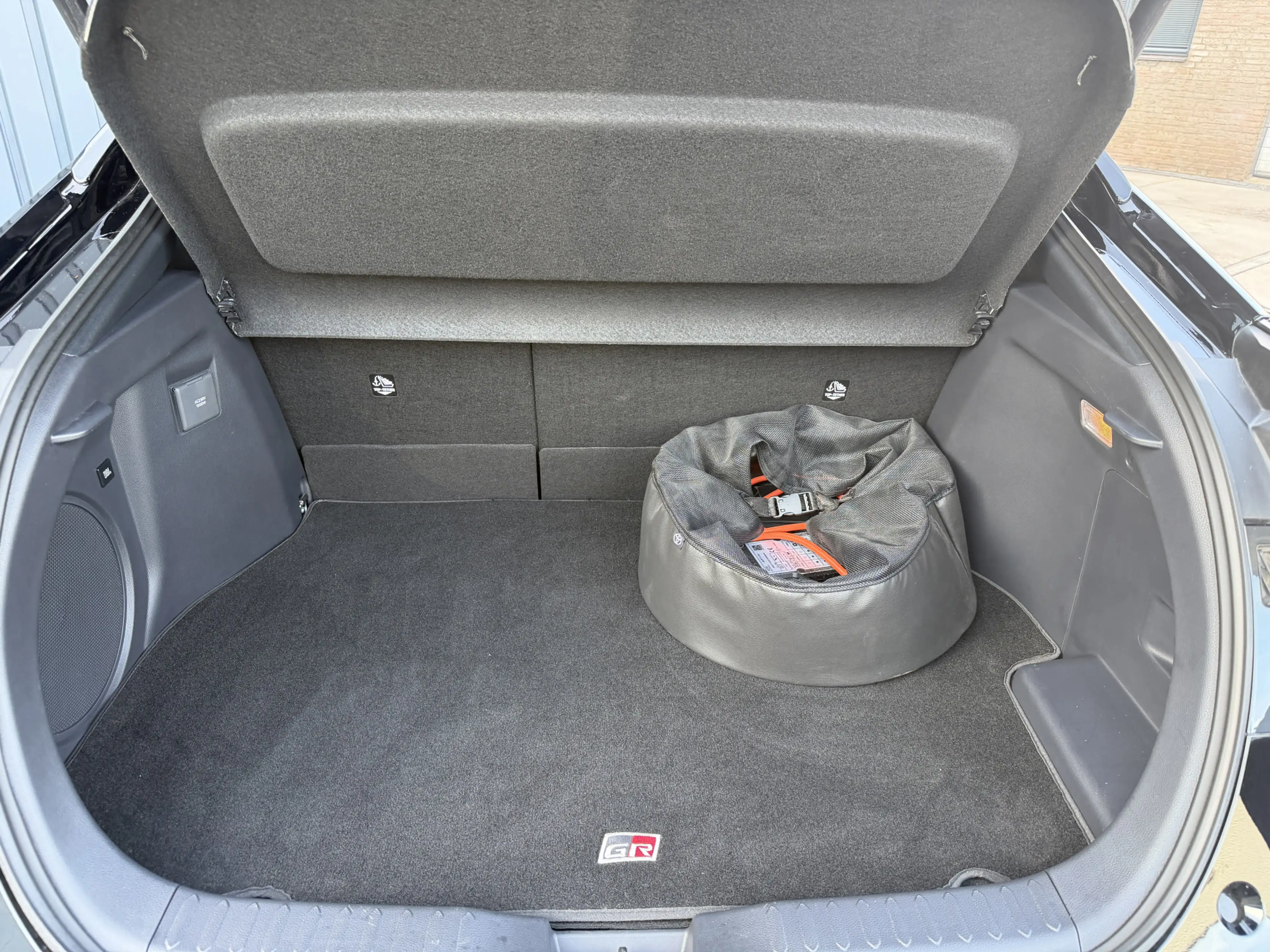 Toyota C-HR 2.0 Plug-in Hybrid 220 GR SPORT Première Edition | — photo 40