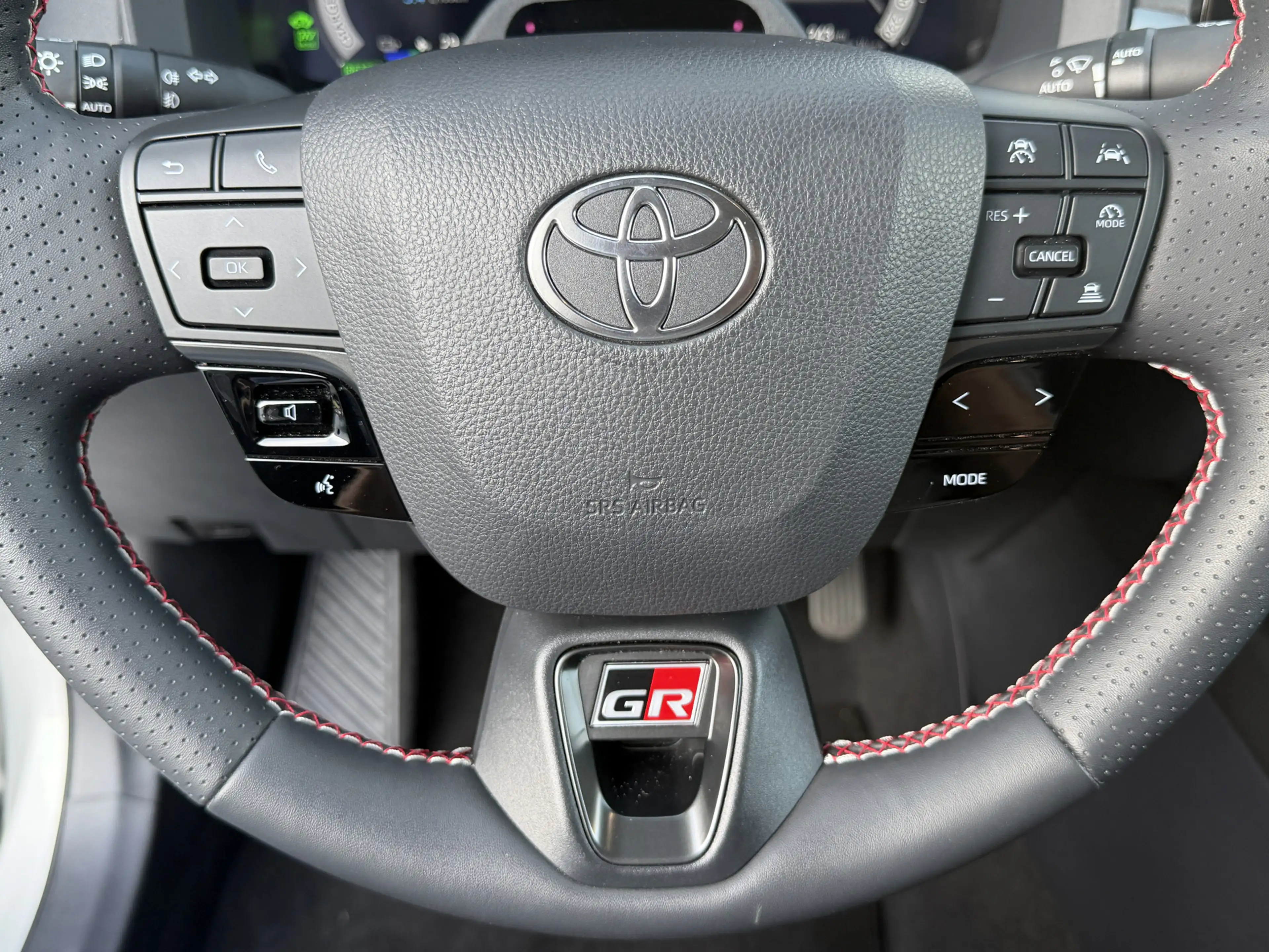 Toyota C-HR 2.0 Plug-in Hybrid 220 GR SPORT Première Edition | — photo 28