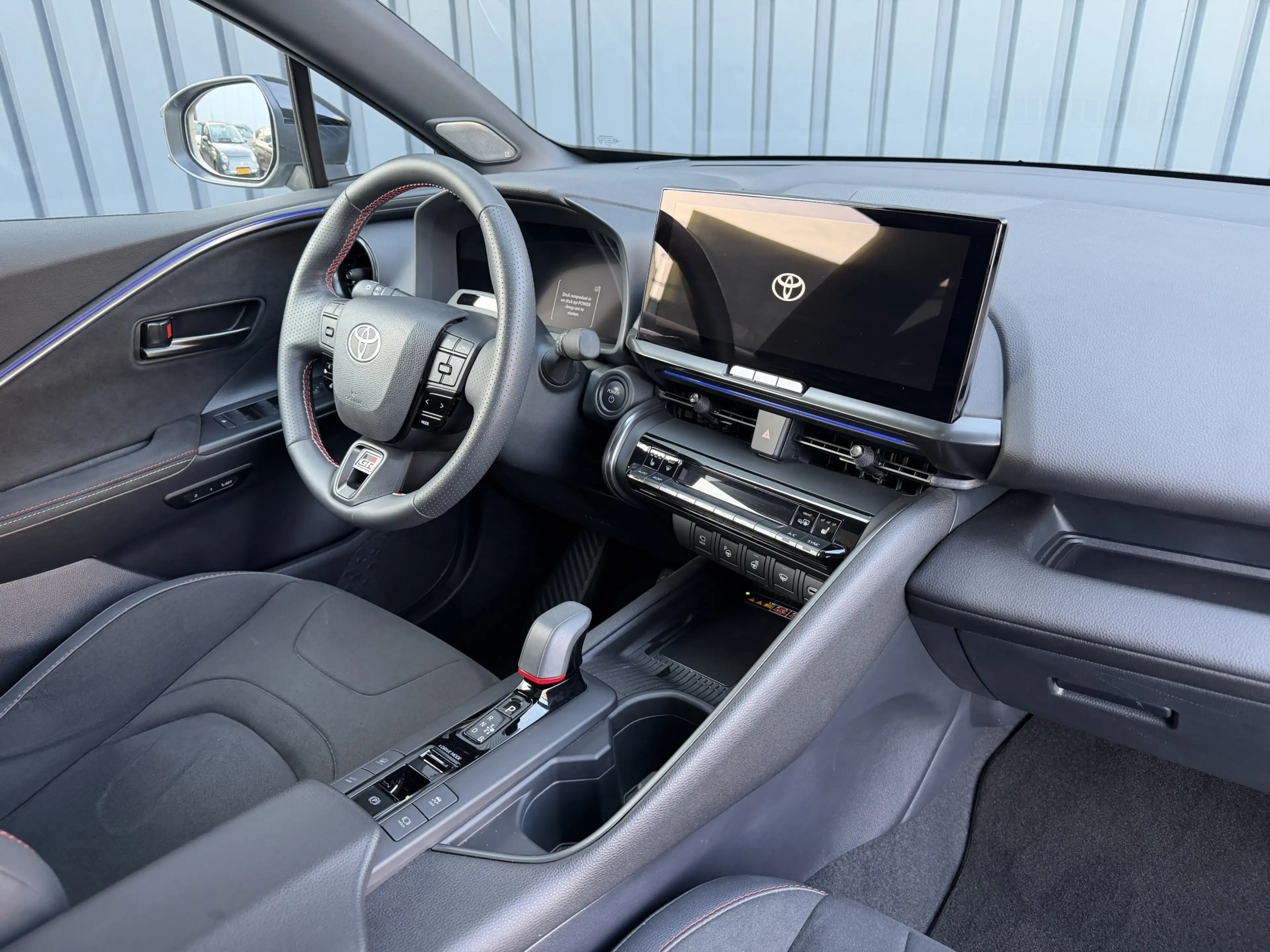 Toyota C-HR 2.0 Plug-in Hybrid 220 GR SPORT Première Edition | — photo 18