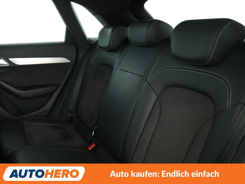 Audi Q3 2.0 TFSI quattro Sport Aut.*NAVI*TEMPO*LED* — photo 12
