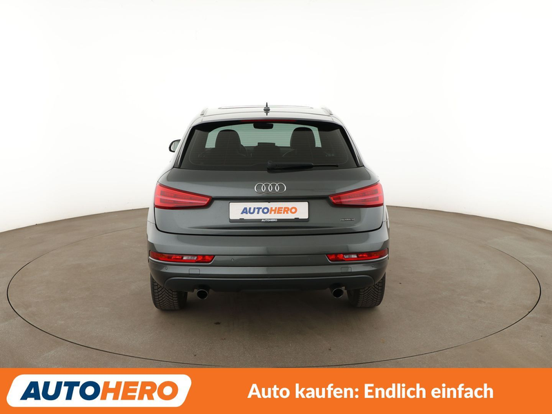 Audi Q3 2.0 TFSI quattro Sport Aut.*NAVI*TEMPO*LED* — photo 5