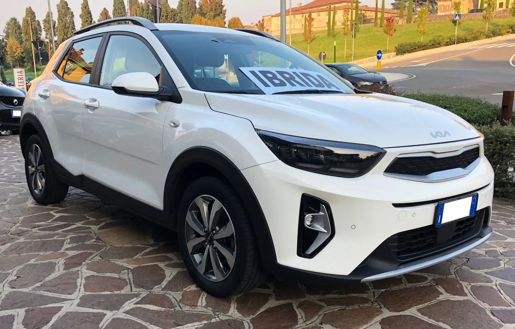 Kia Stonic Stonic 1.0 t-gdi mhev Style 100cv mt Blanc - 2