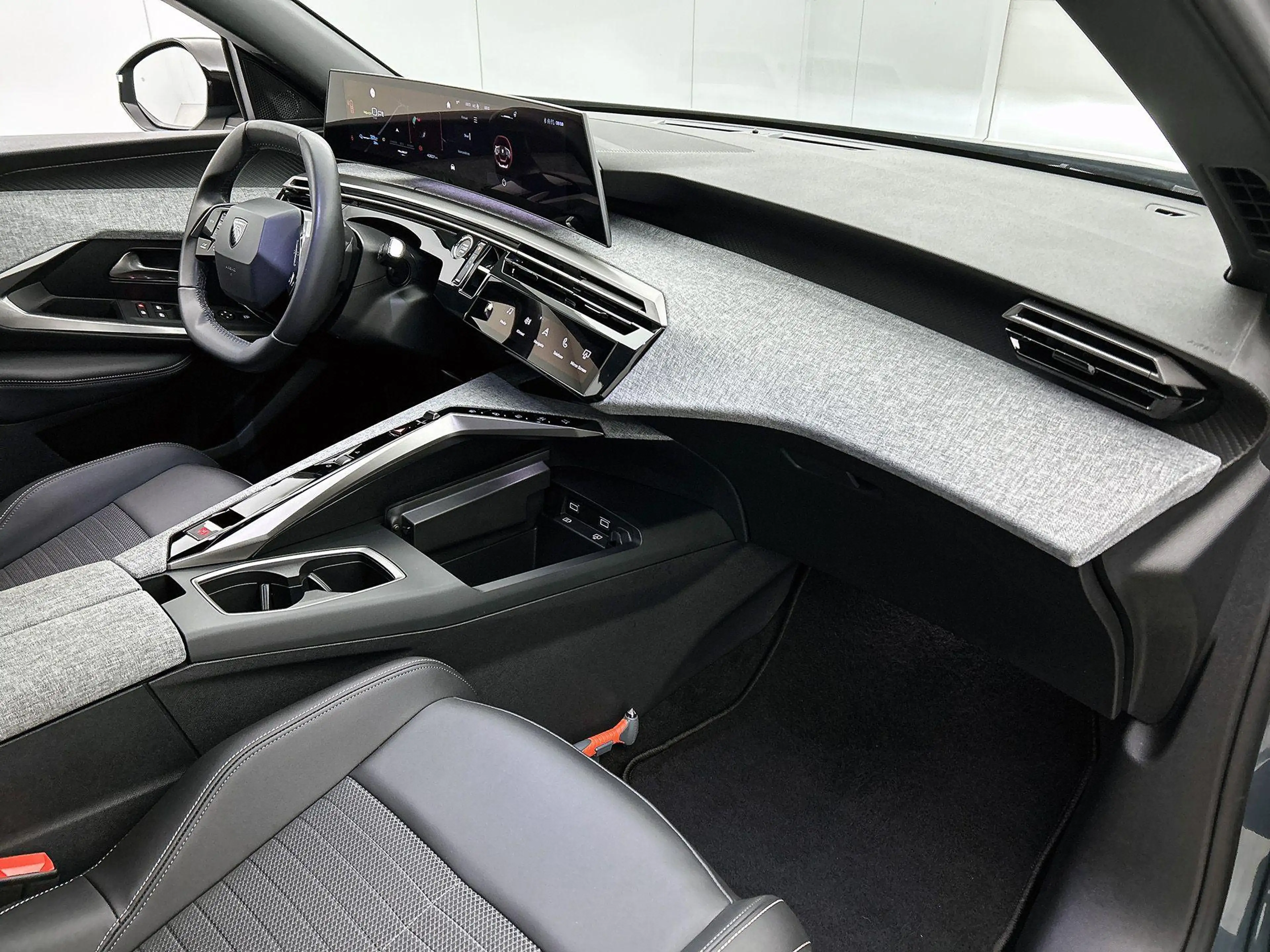 Peugeot 3008 e-3008 SUV Allure Avantage 73 kWh 210pk | Accu 95% — photo 14