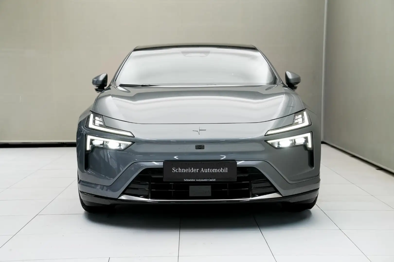 Polestar 4 Long Range Dual Motor Elektro 100kWh el.Heck Grau - 2