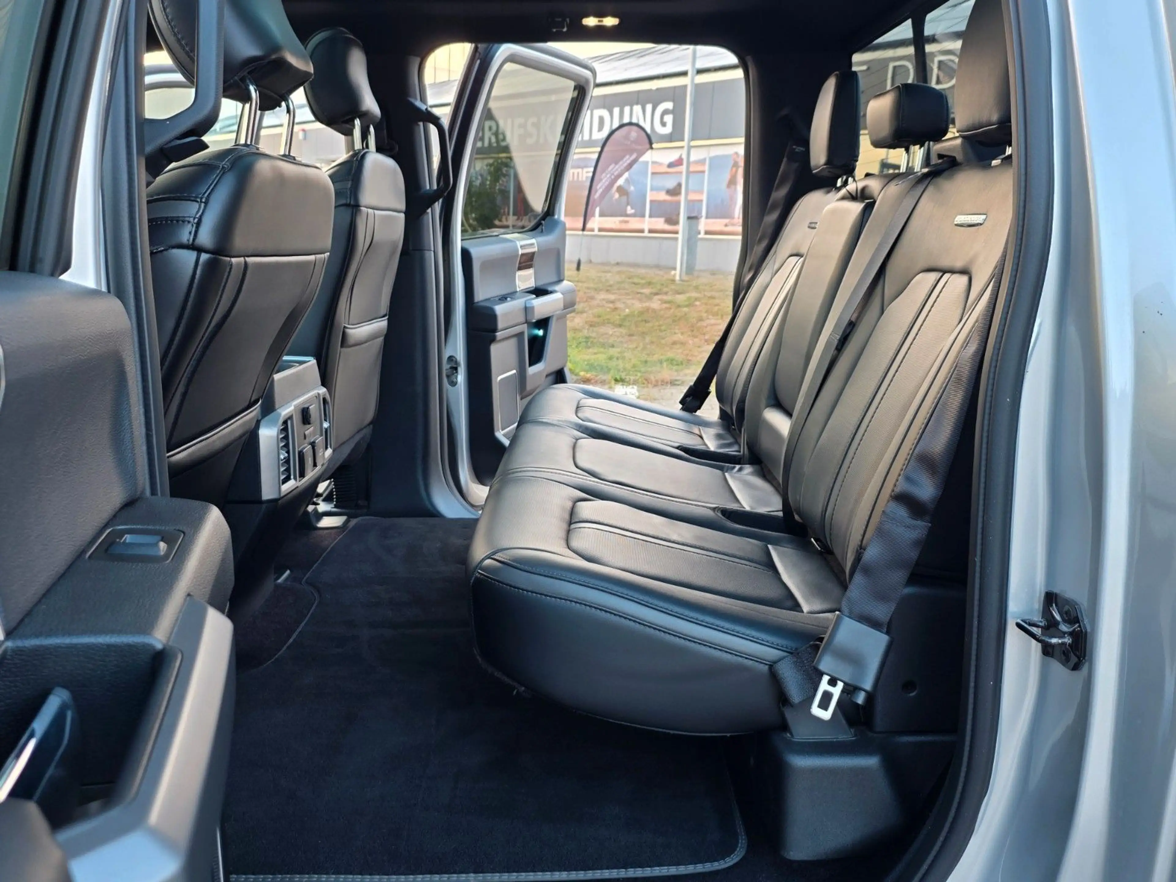 Ford F 150 Platinum LOBO Vollaus. LPG LED Massage KeyGo — photo 32