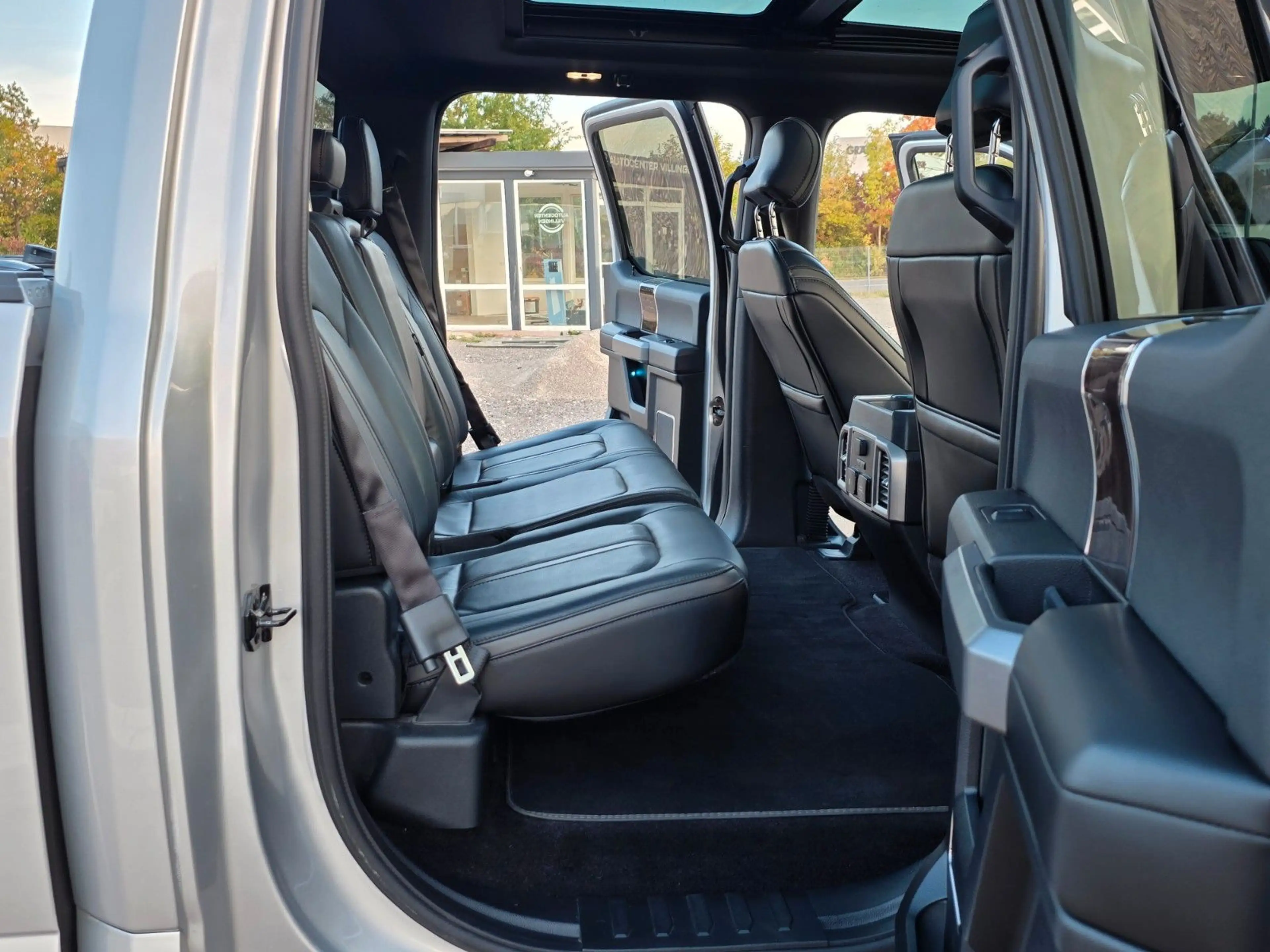 Ford F 150 Platinum LOBO Vollaus. LPG LED Massage KeyGo — photo 35