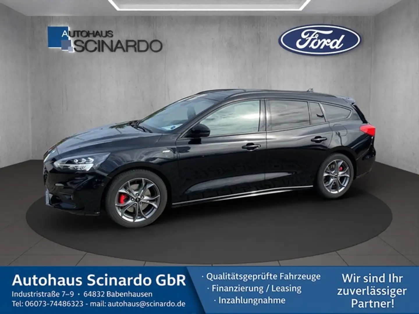 Ford Focus Turnier 1.0 EB ST-Line X*Pano*LED*RFK*B&O Schwarz - 1