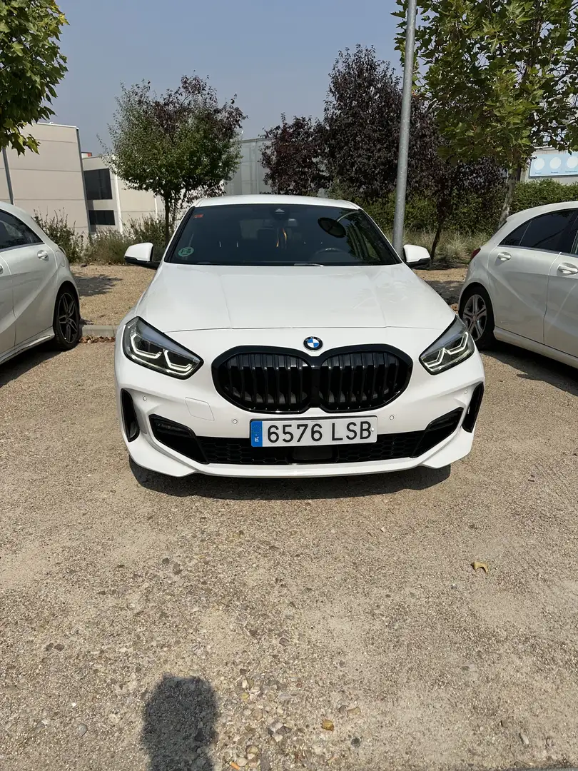 BMW 118 118iA M Sport - 1