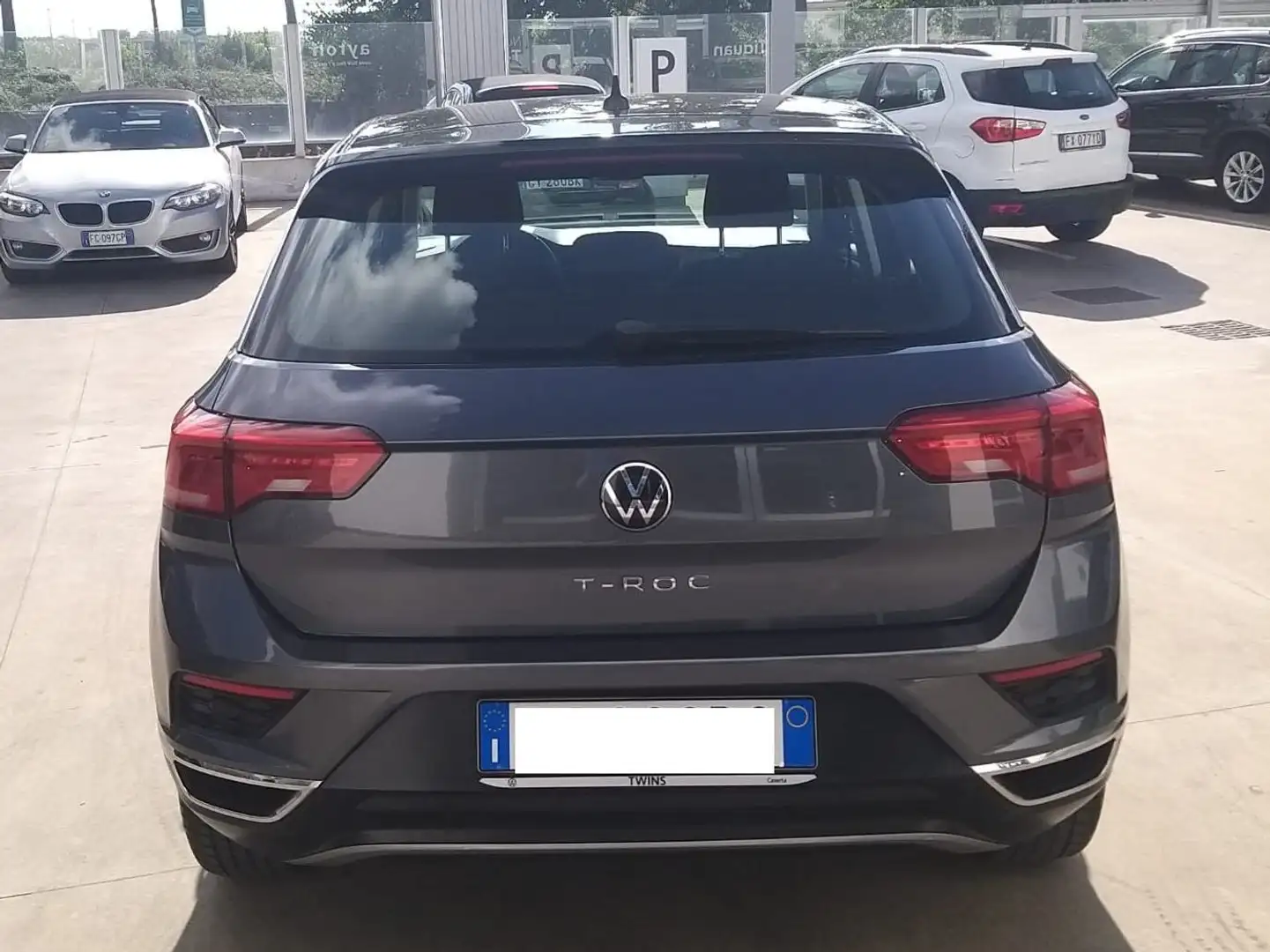 Volkswagen T-Roc T-Roc I 2017 1.0 tsi Style 110cv - SEDE MARCINISE Gris - 2