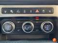 Mercedes-Benz T-Class 180d Amarillo - thumbnail 20