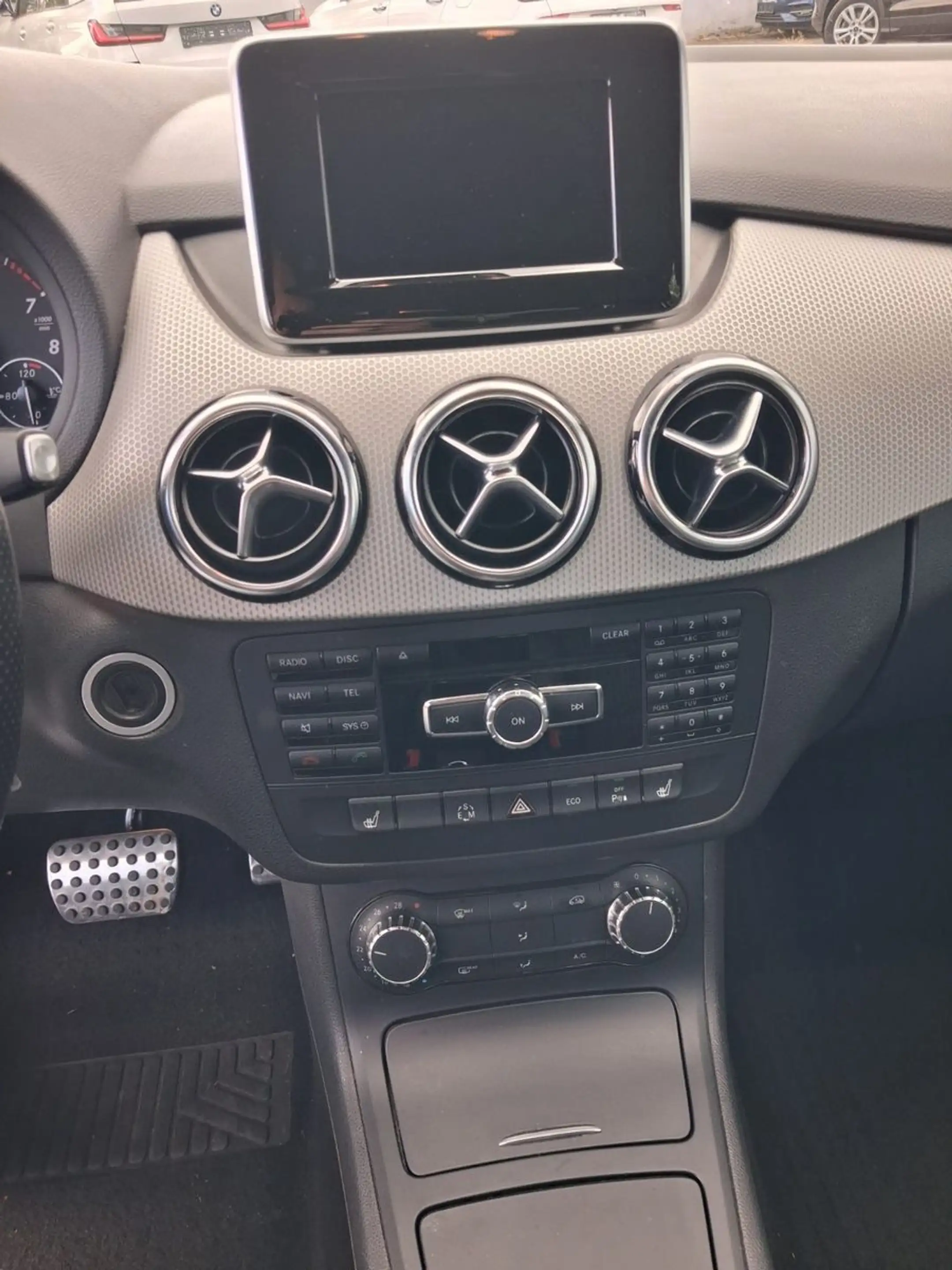 Mercedes-Benz B 180 B B 180 — photo 12