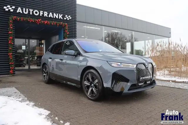 BMW iX 40 / M-SPORT / TREKHK / INTGR STR / LASR / SFT-CLS