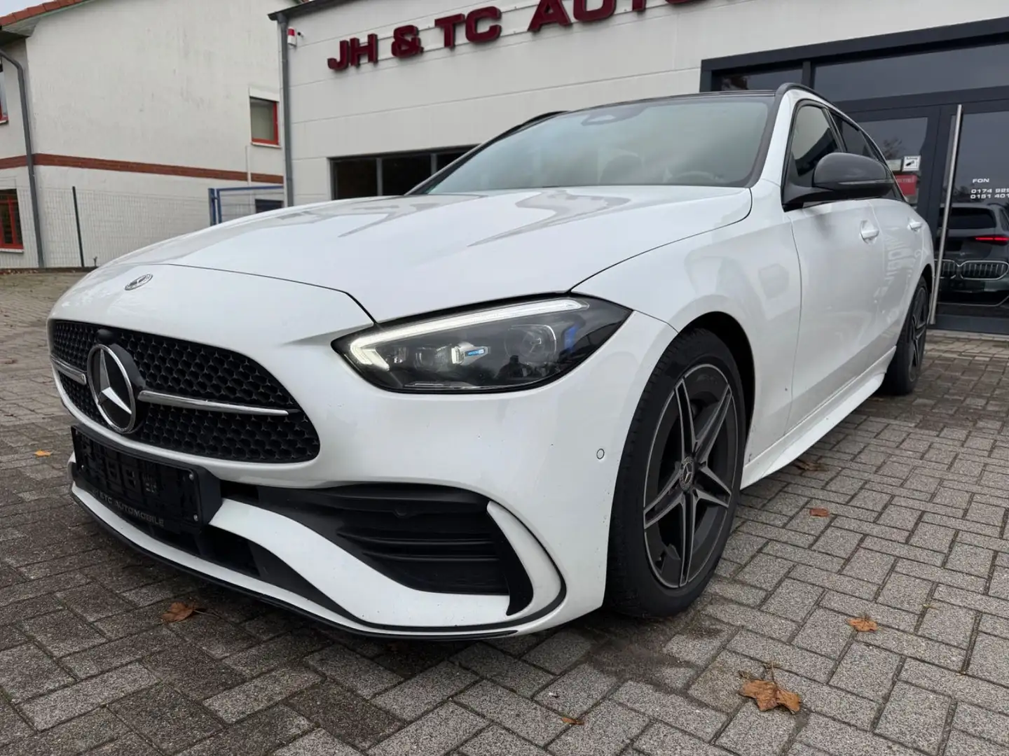 Mercedes-Benz C 200 200 T d/AMG/NIGHT/PANORAMA/LED/DAB Weiß - 1